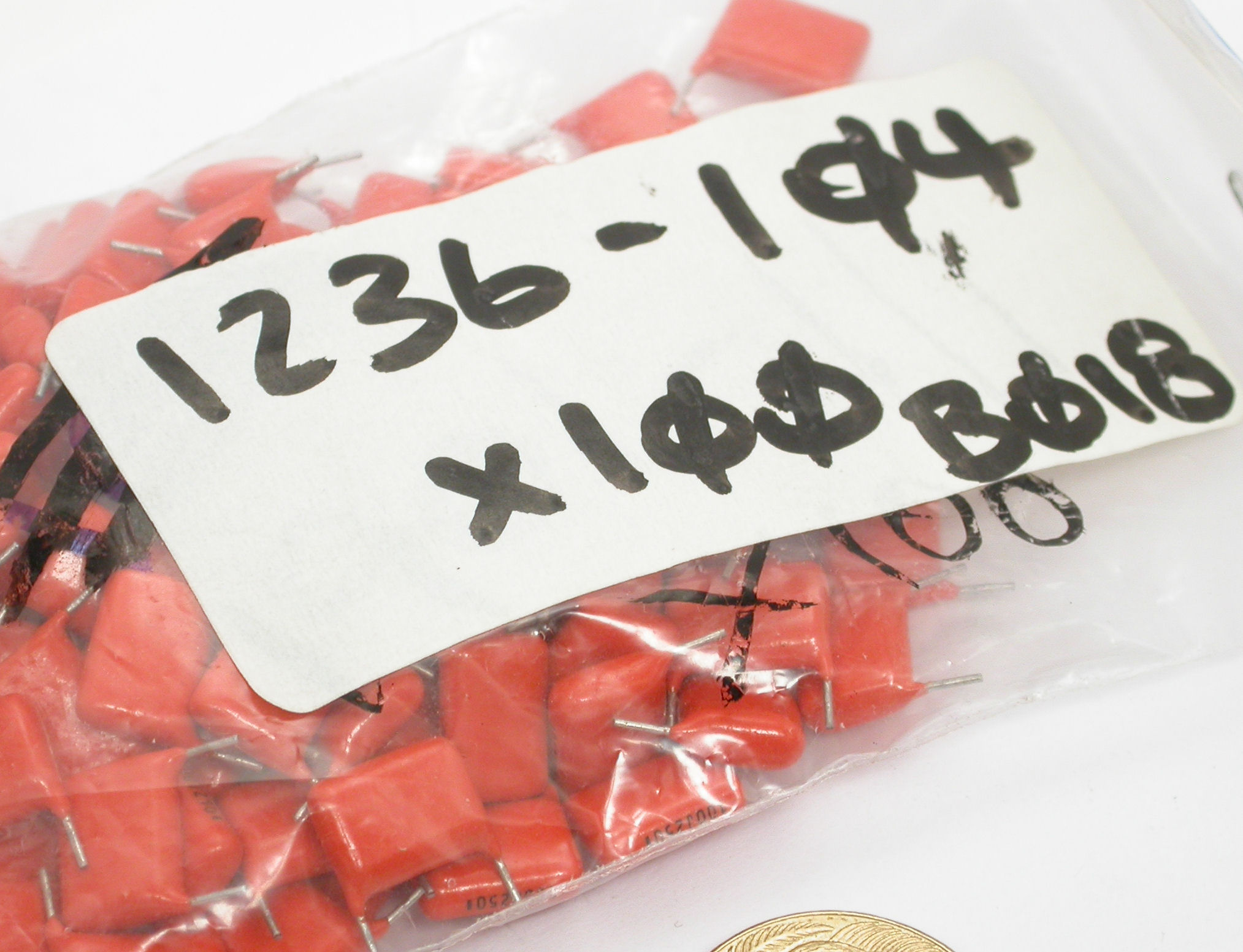 100nF-J-250V-RAD-MKT-369-45104-PH_Bag.JPG  (344.3 Kb)