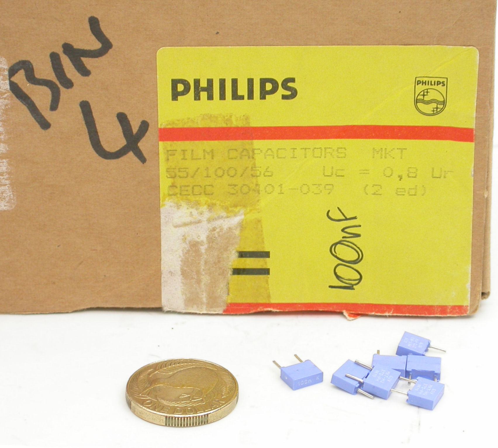 100nF-K-63V-RAD-MKT-370-1104-Ph_Box.JPG  (303.2 Kb)