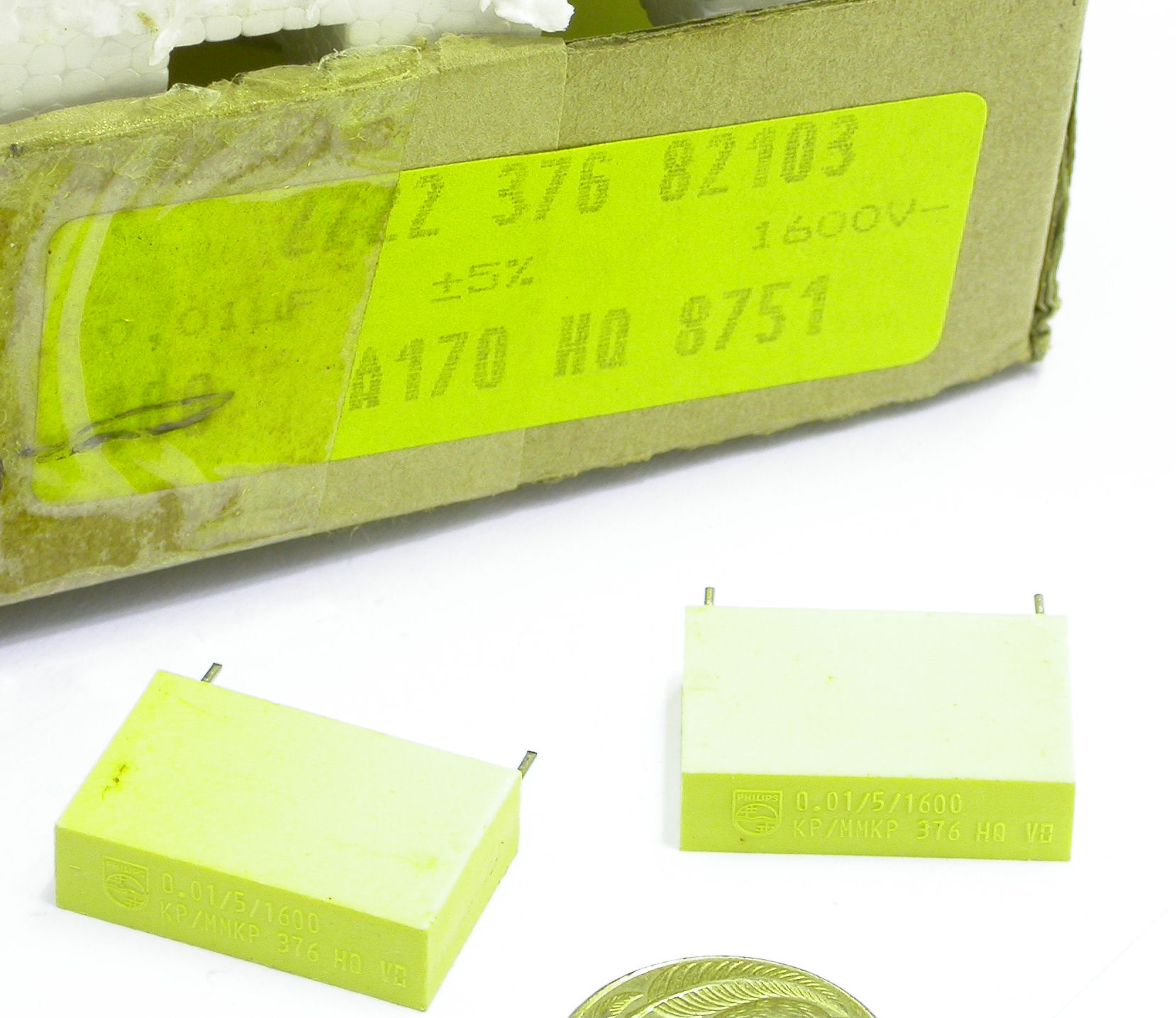 10nF-J-1k6V-RAD-MKP-376-82103-PH_Box.JPG  (285.9 Kb)