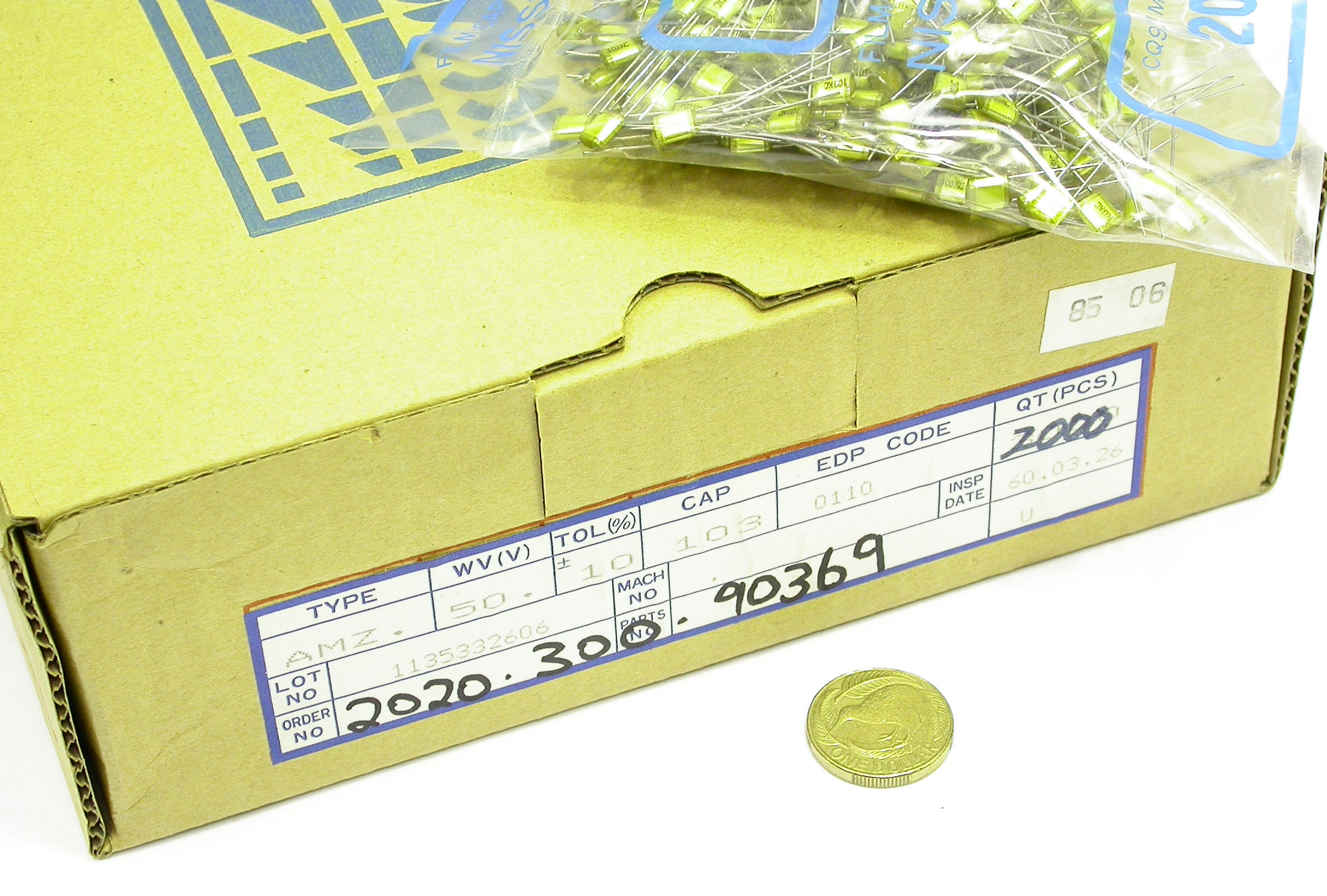 10nF-K-50V-MKT-RAD-AMZ-CQ921M-Niss_Box.JPG  (573.4 Kb)