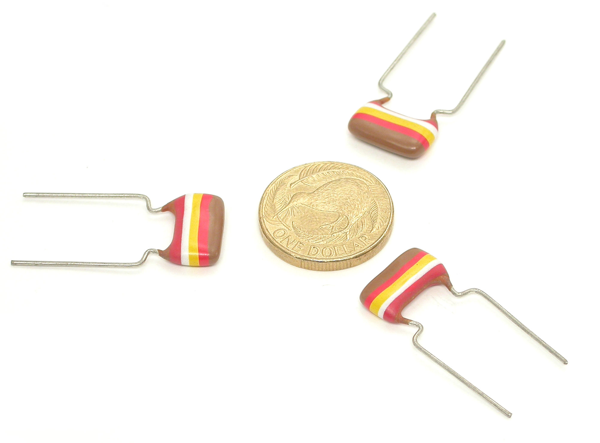 120nF-K-250V-RAD-MKT-352-45124-PH_00.JPG  (175.7 Kb)