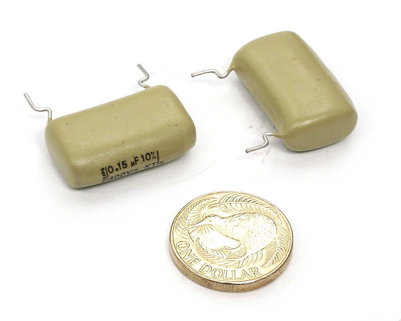 150nF-K-400V-RAD-MKT-347-51154-PH_09.JPG  (139.8 Kb)