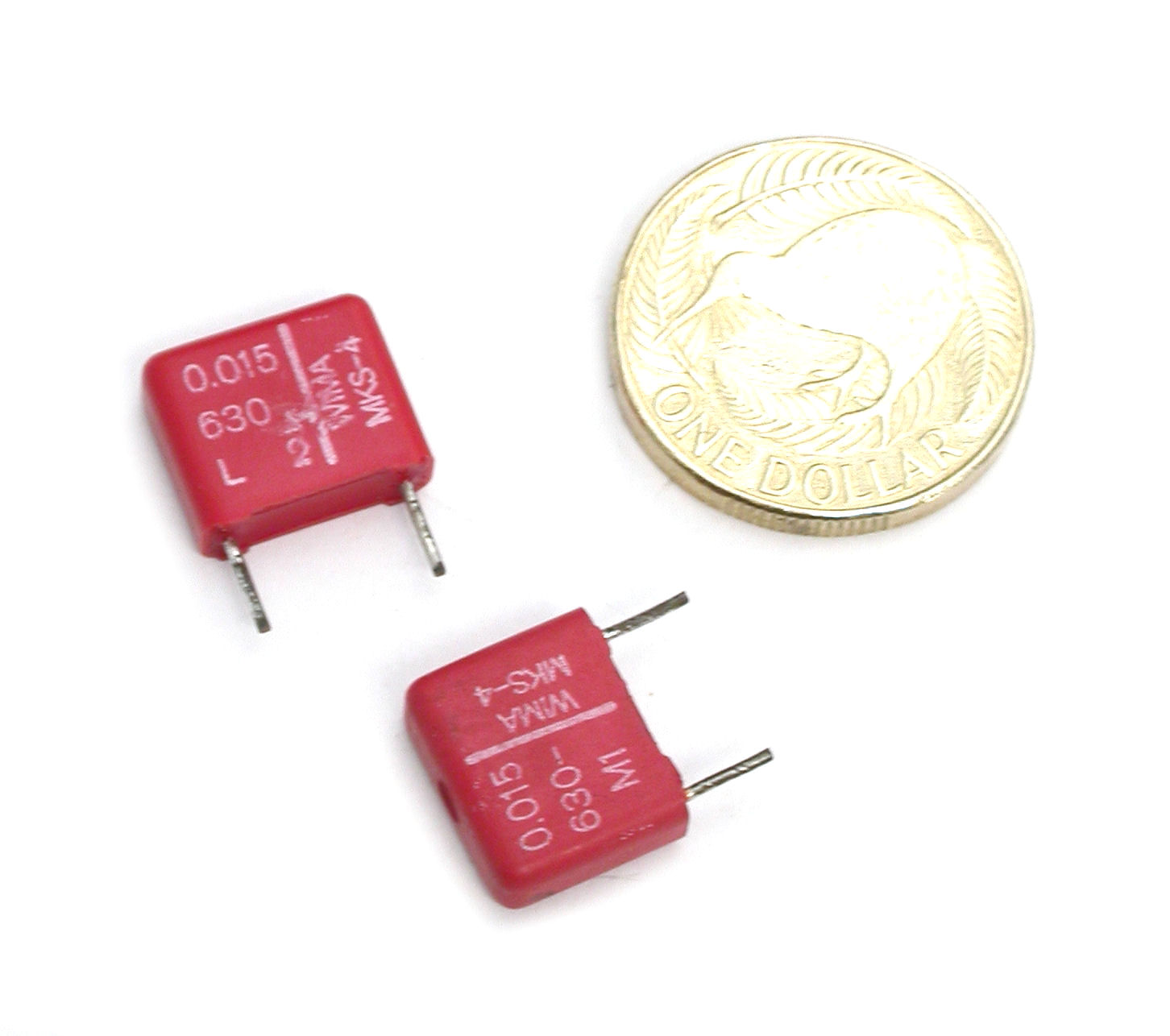 15nF-K-630V-Rad-MKS4J021503C-Wima_0.JPG  (136.1 Kb)