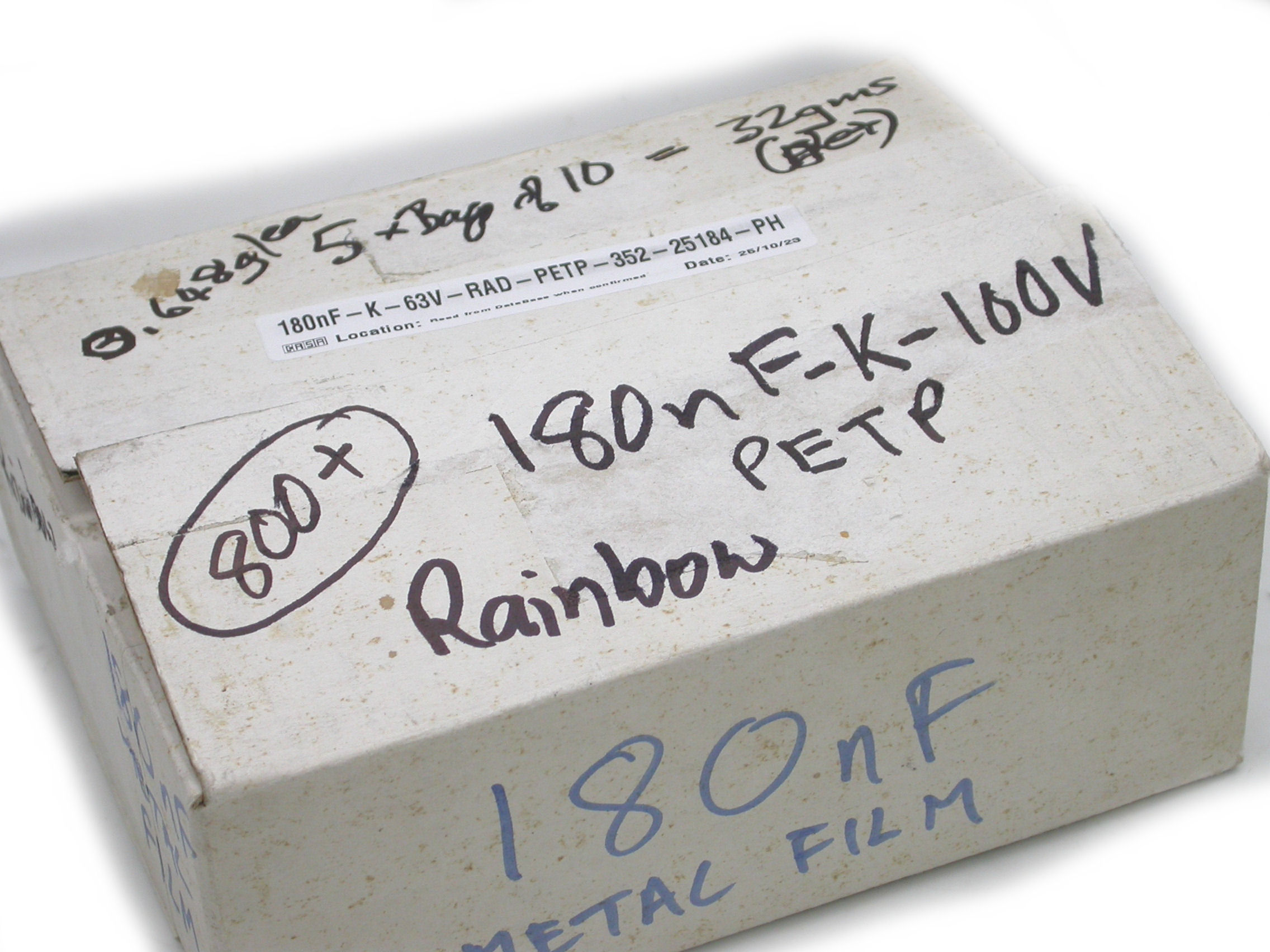 180nF-K-63V-RAD-352-25184-PH_Box.JPG  (444.5 Kb)