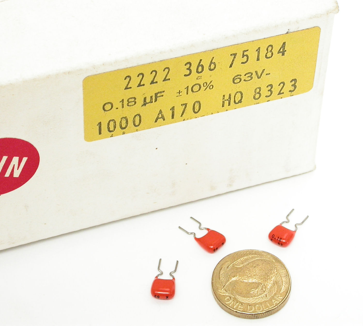 180nF-K-63V-RAD-MKT-366-75184-PH_Box.JPG  (190.4 Kb)