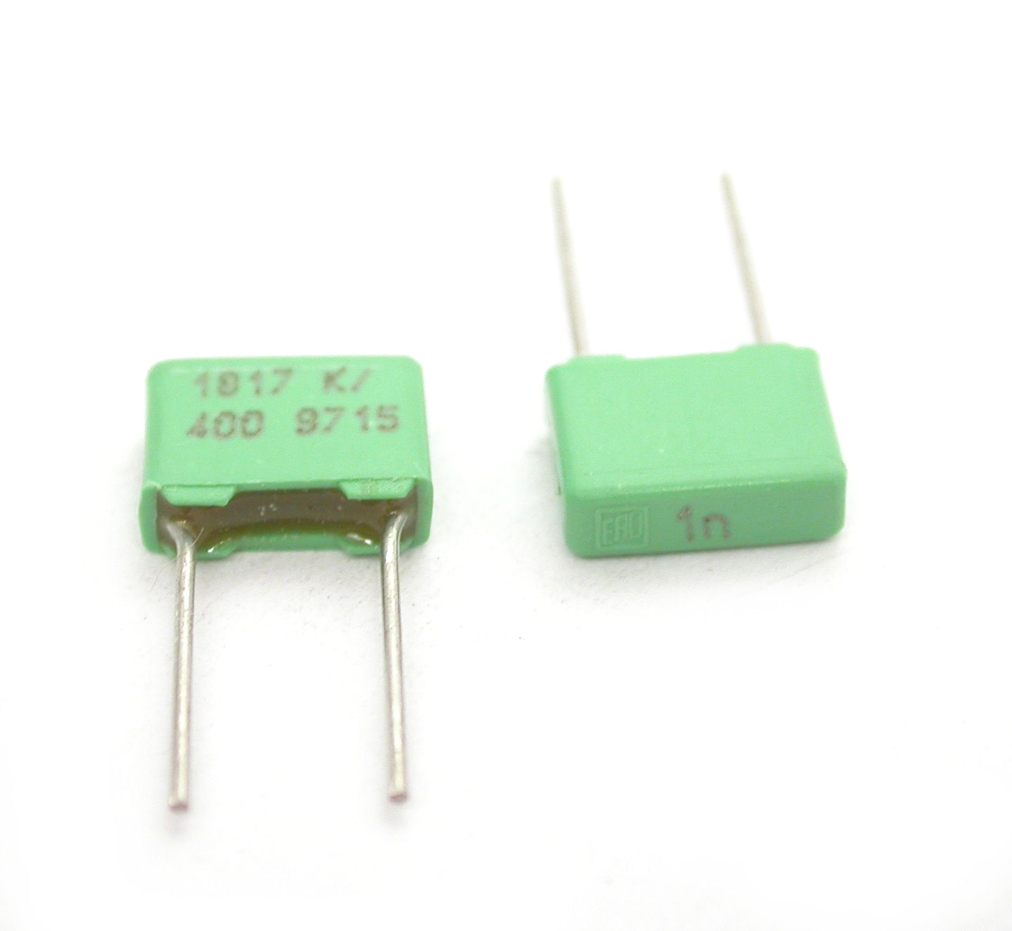 1nF-K-400V-RAD-MKC-1817-ERO_01.JPG  (98.0 Kb)