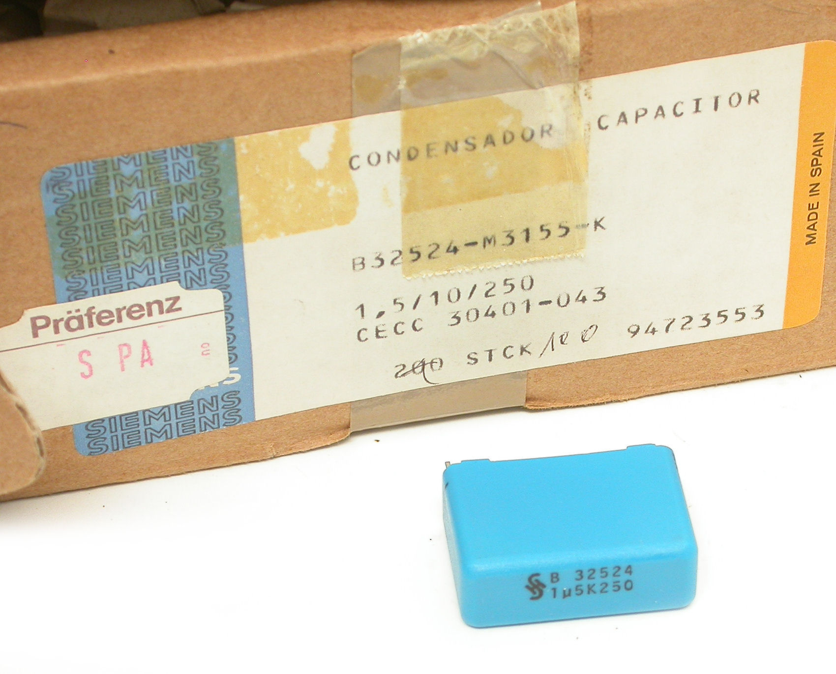 1u5F-K-250V-RAD-MKx-B32524-Siemens_Box.JPG  (281.6 Kb)