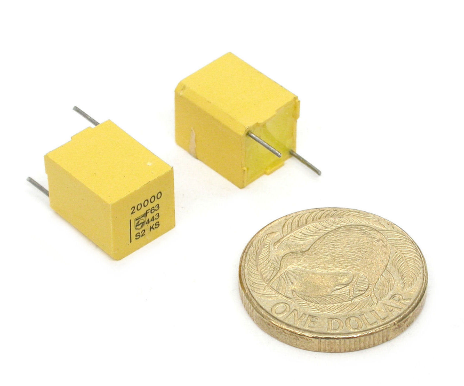 20nF-F-63V-RAD-443-42003_00.JPG  (168.0 Kb)
