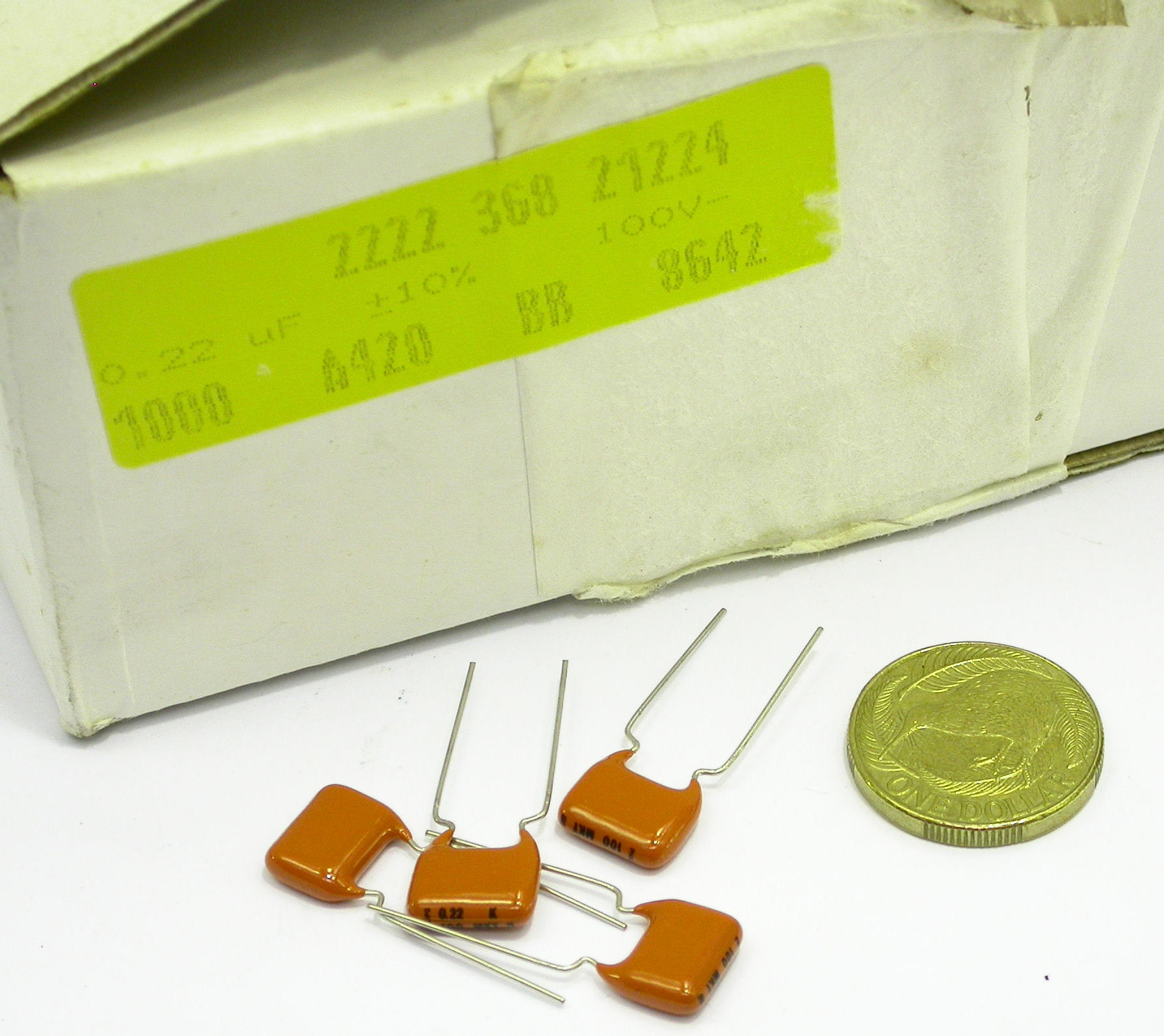 220nF-K-100V-MKT-RAD-368-21224-PH_Box.JPG  (361.2 Kb)