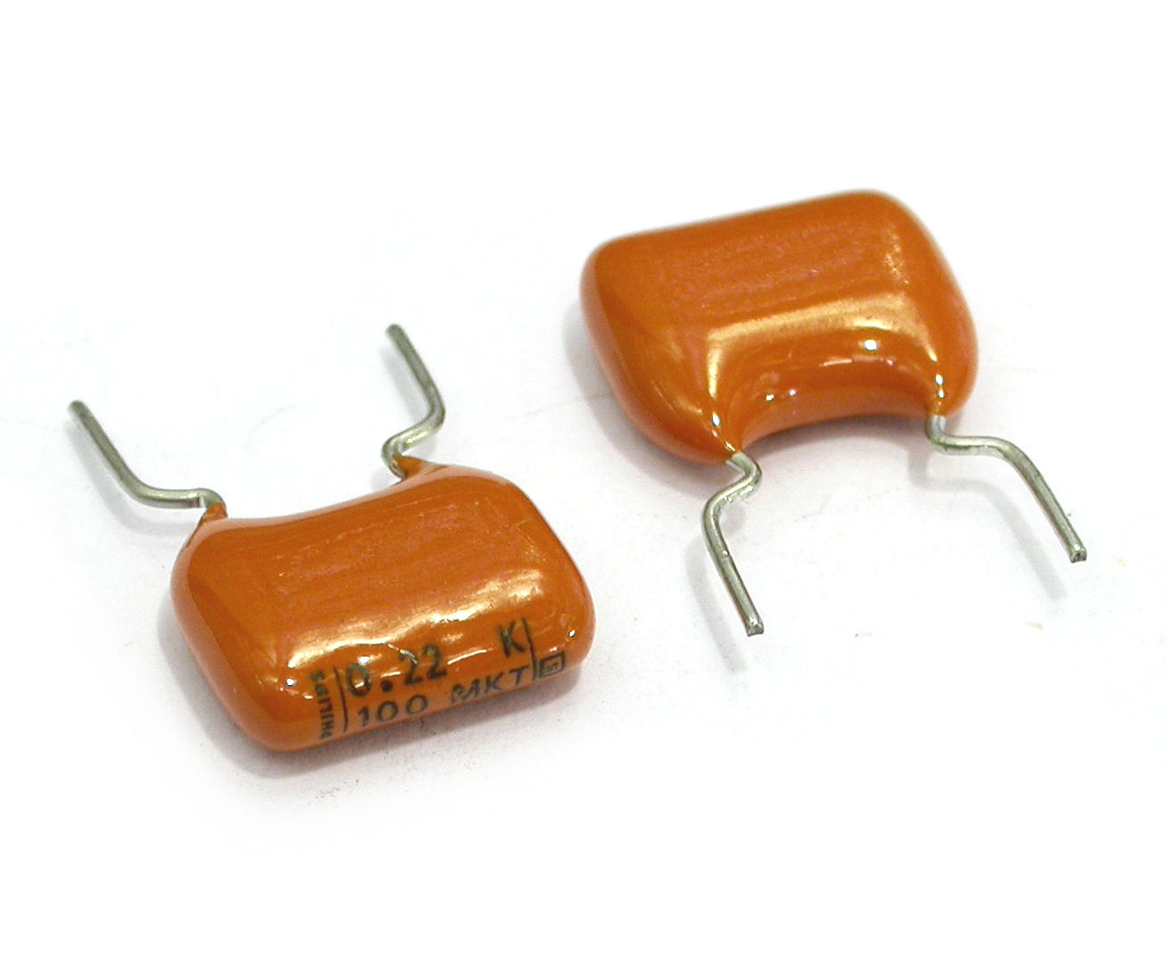 220nF-K-100V-RAD-MKT-368-25224-Ph_01.JPG  (106.2 Kb)