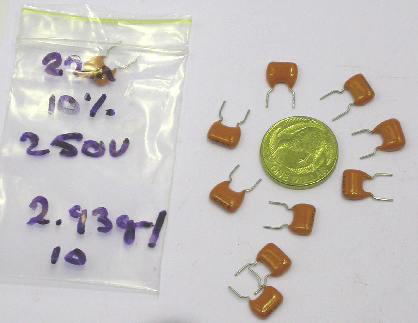 22nF-K-250V-RAD-MKT-366-45223-PH_Bag.JPG  (207.2 Kb)
