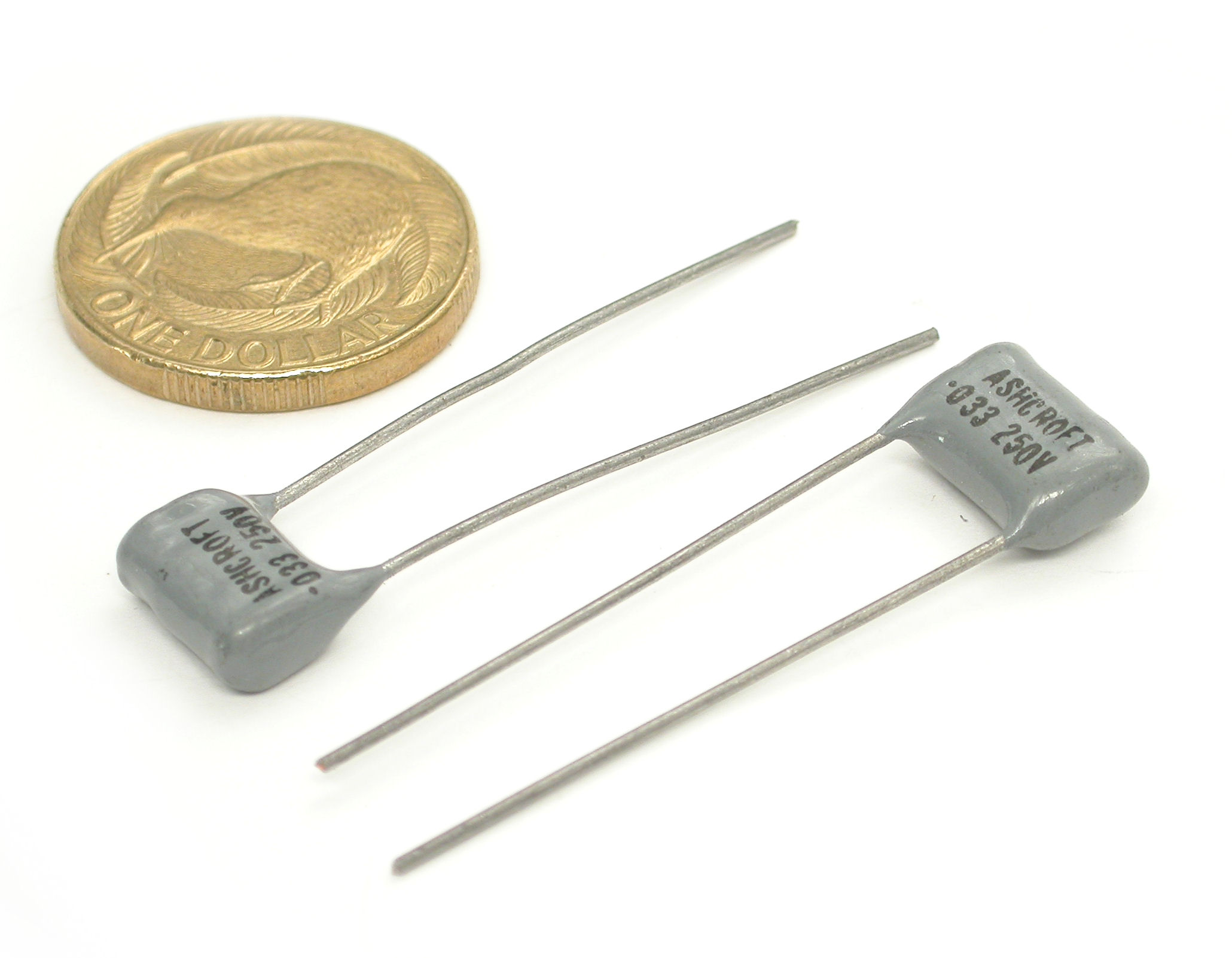 33nF-M-250V-RAD-MYLAR-ASH_01.JPG  (221.1 Kb)