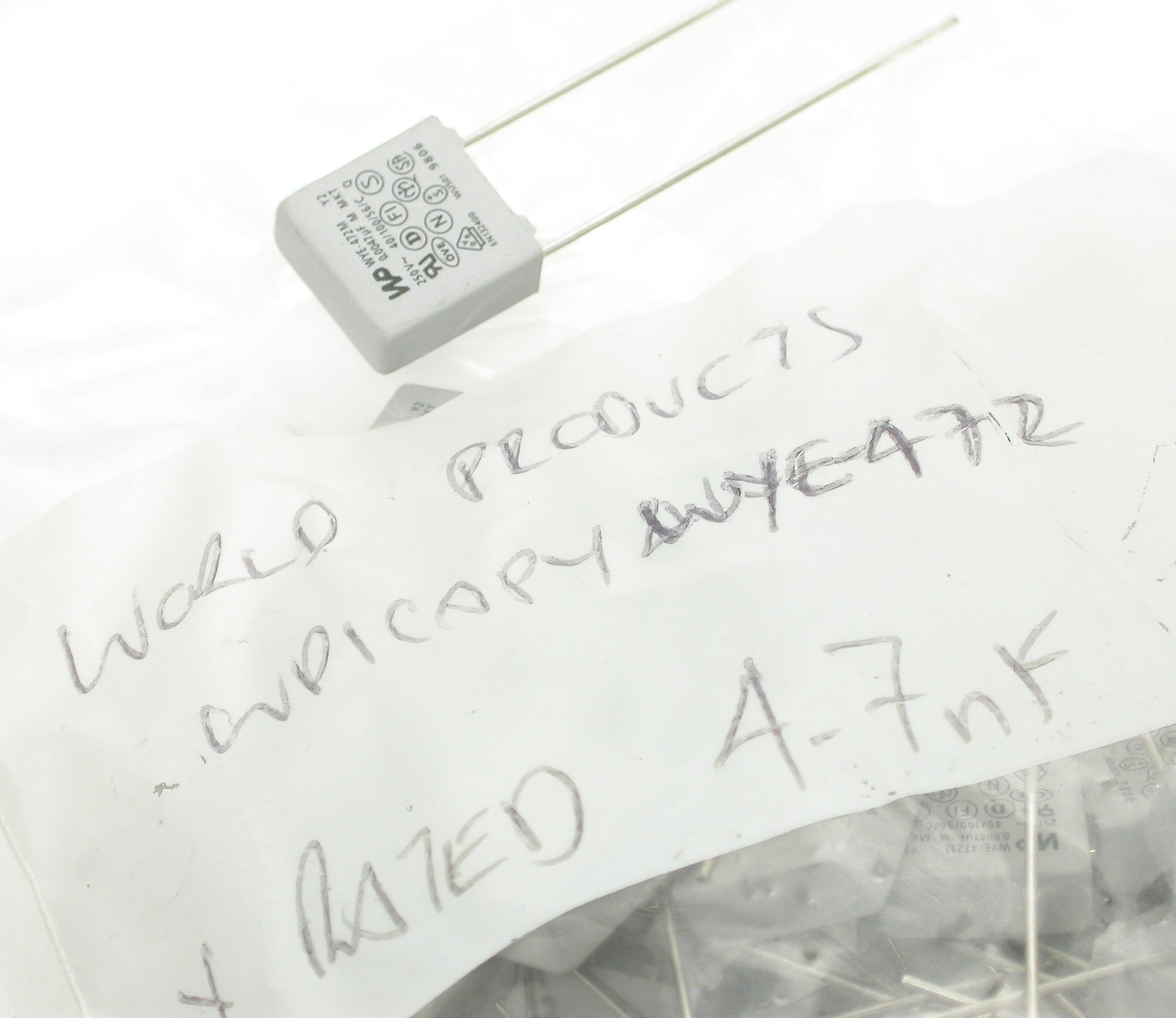 4n7F-M-250Va-RAD-Y2-MKT-WP_Bag.JPG  (221.9 Kb)