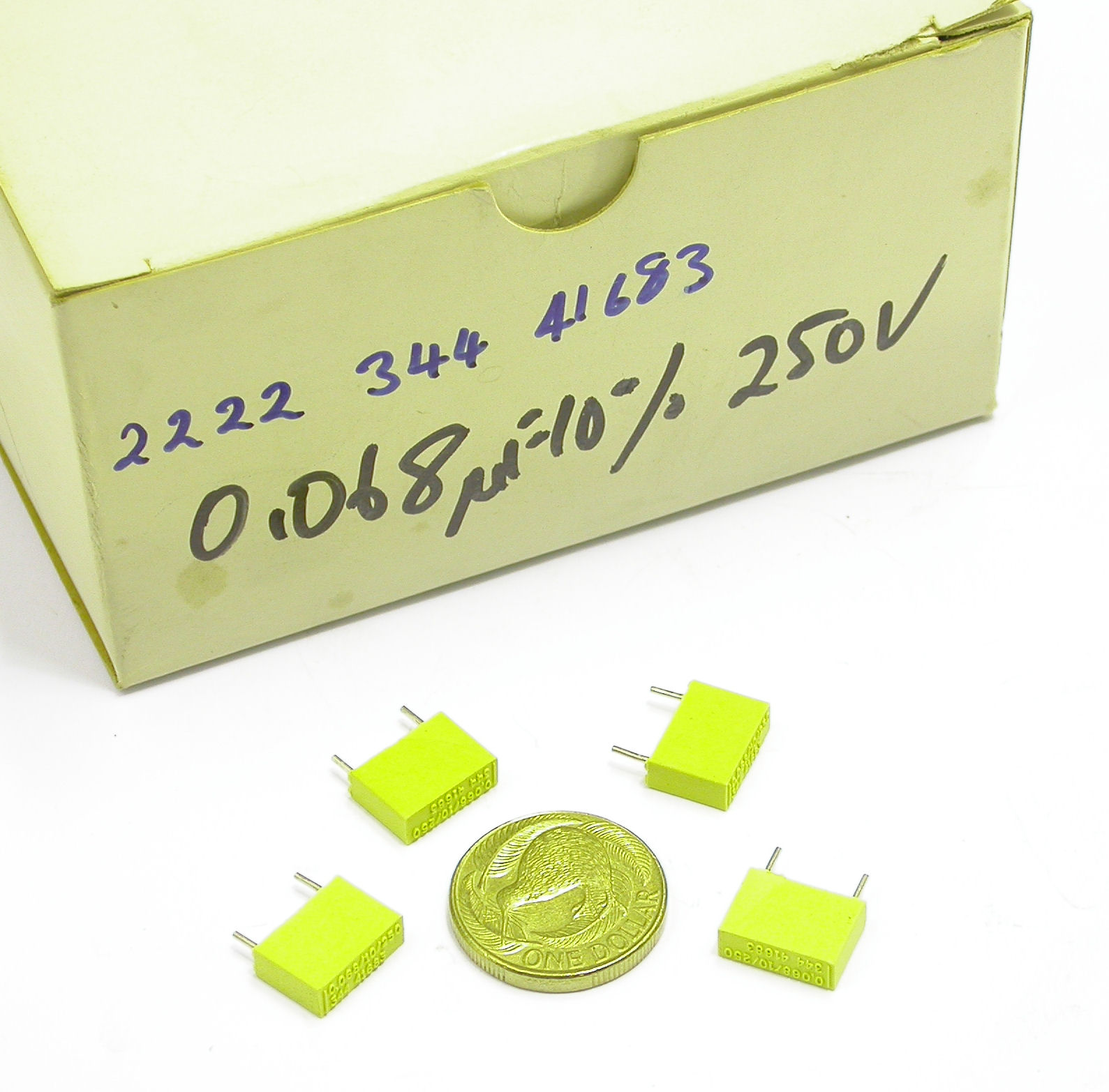 68nF-K-250V-RAD-344-41683-PH_06.JPG  (245.3 Kb)