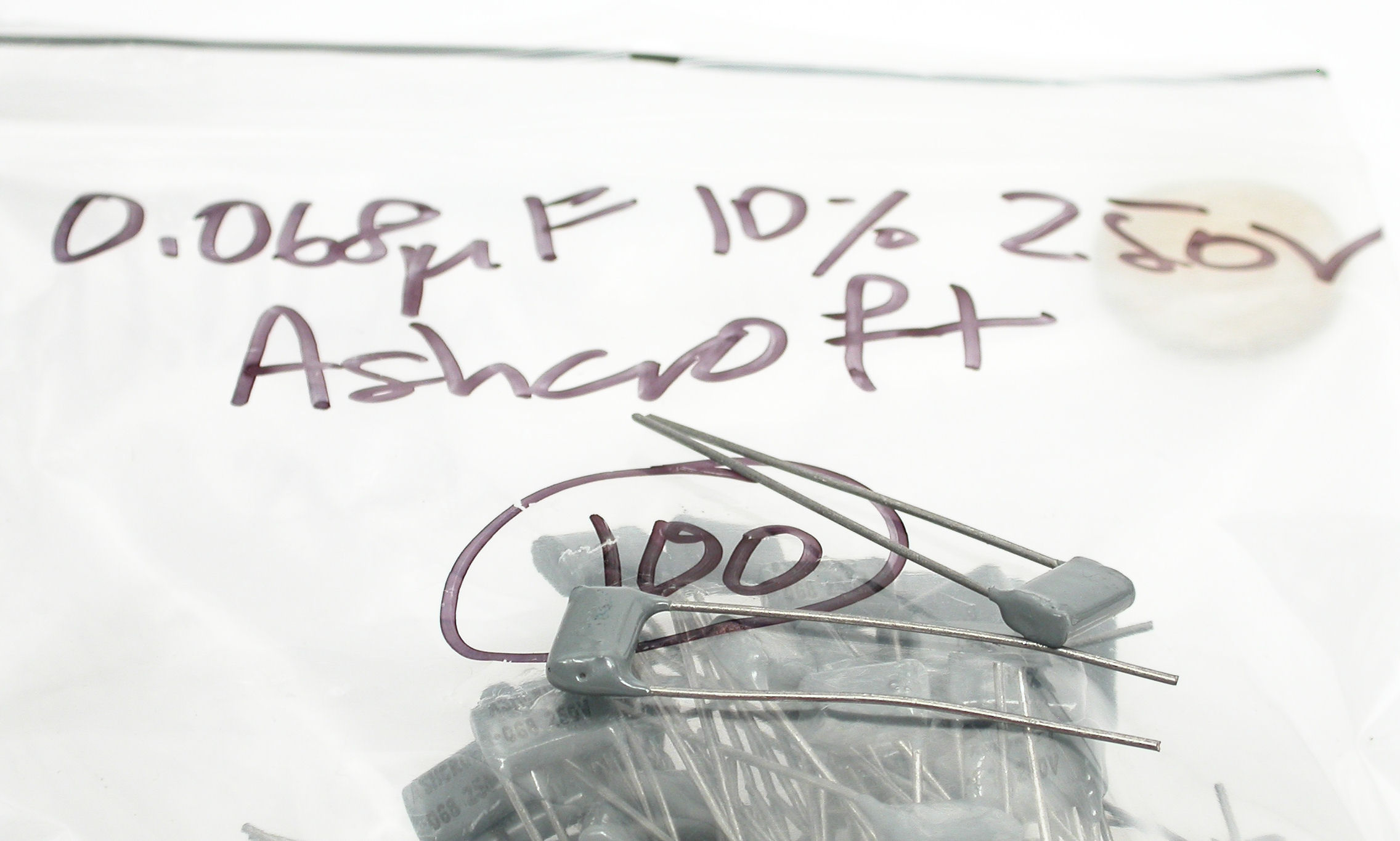 68nF-K-250V-RAD-PEF-ASH_Bag.JPG  (246.6 Kb)