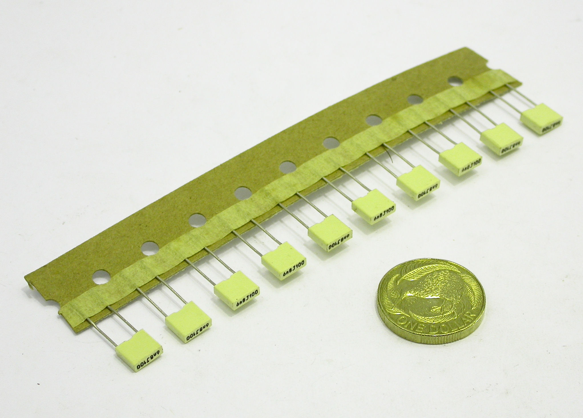 6n8F-J-100V-RAD-R85EC1-ACT_02.JPG  (305.4 Kb)