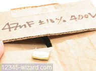 47nF-K-400V-RAD-MKT-347-21472-PH_Box.JPG  (341.6 Kb)