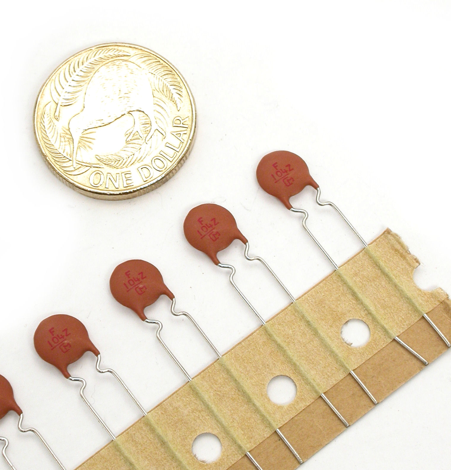 100nF-F-50V-RAD-Z-DD308-959-Murata_07.JPG  (307.5 Kb)