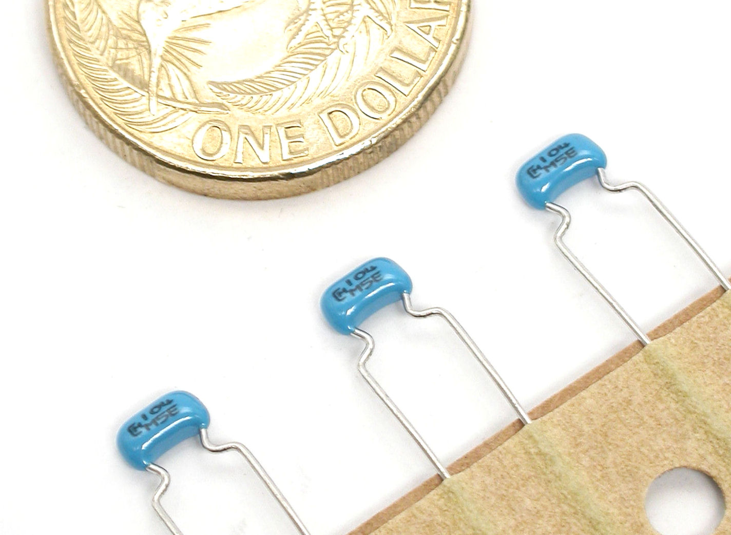 100nF-M-50V-Z5U-RPE-Murata_01.JPG  (184.0 Kb)