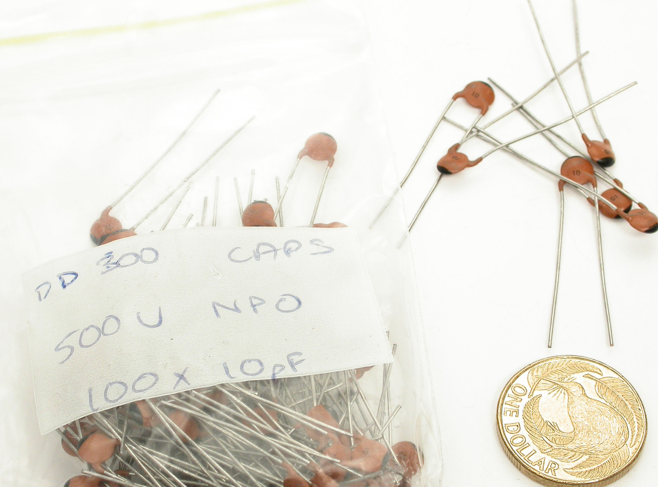 10pF-x-xV-RAD-NPO_DSCN1256.JPG  (359.0 Kb)