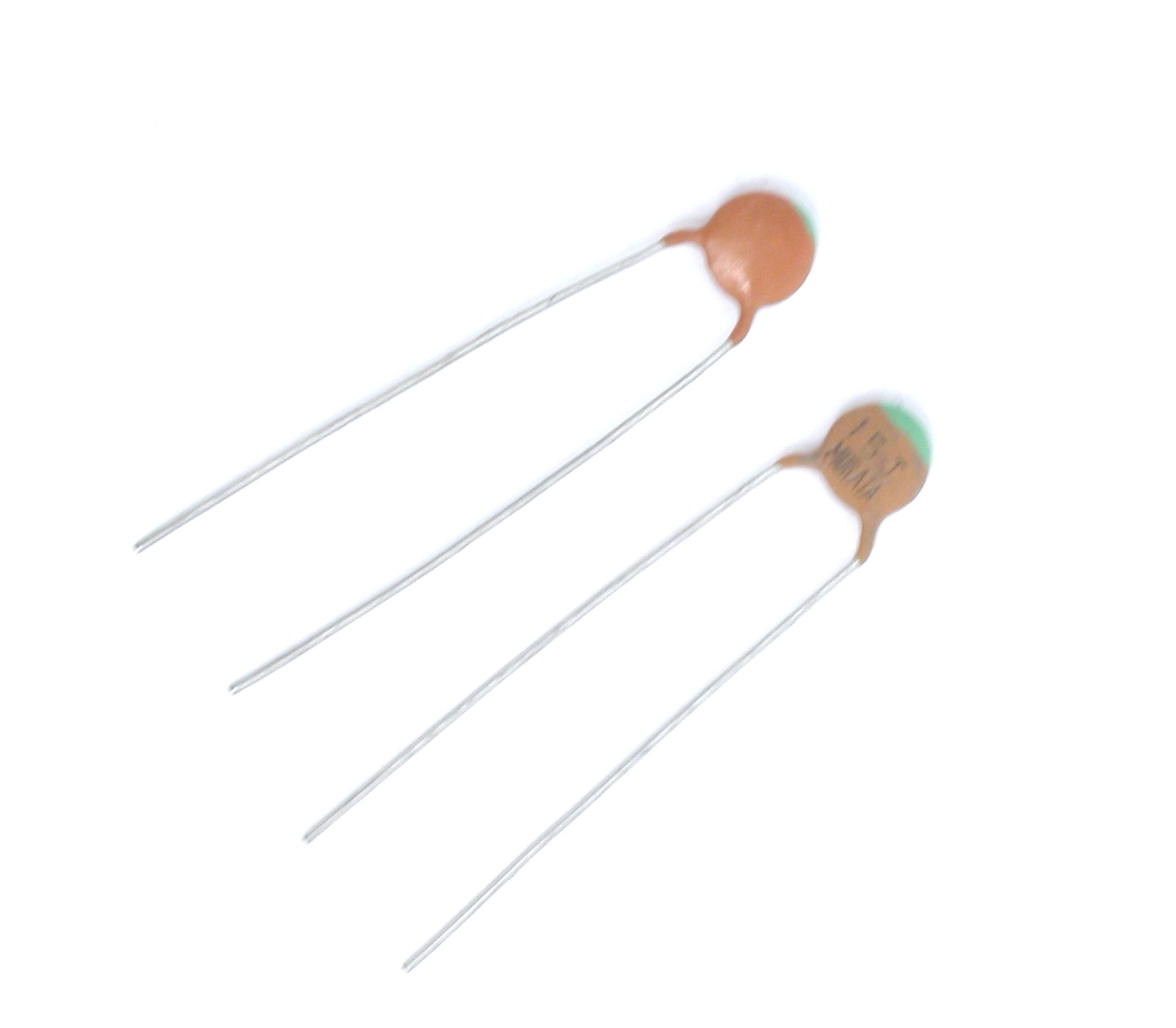 15pF-J-500V-Rad-MURATA_01.JPG  (89.7 Kb)