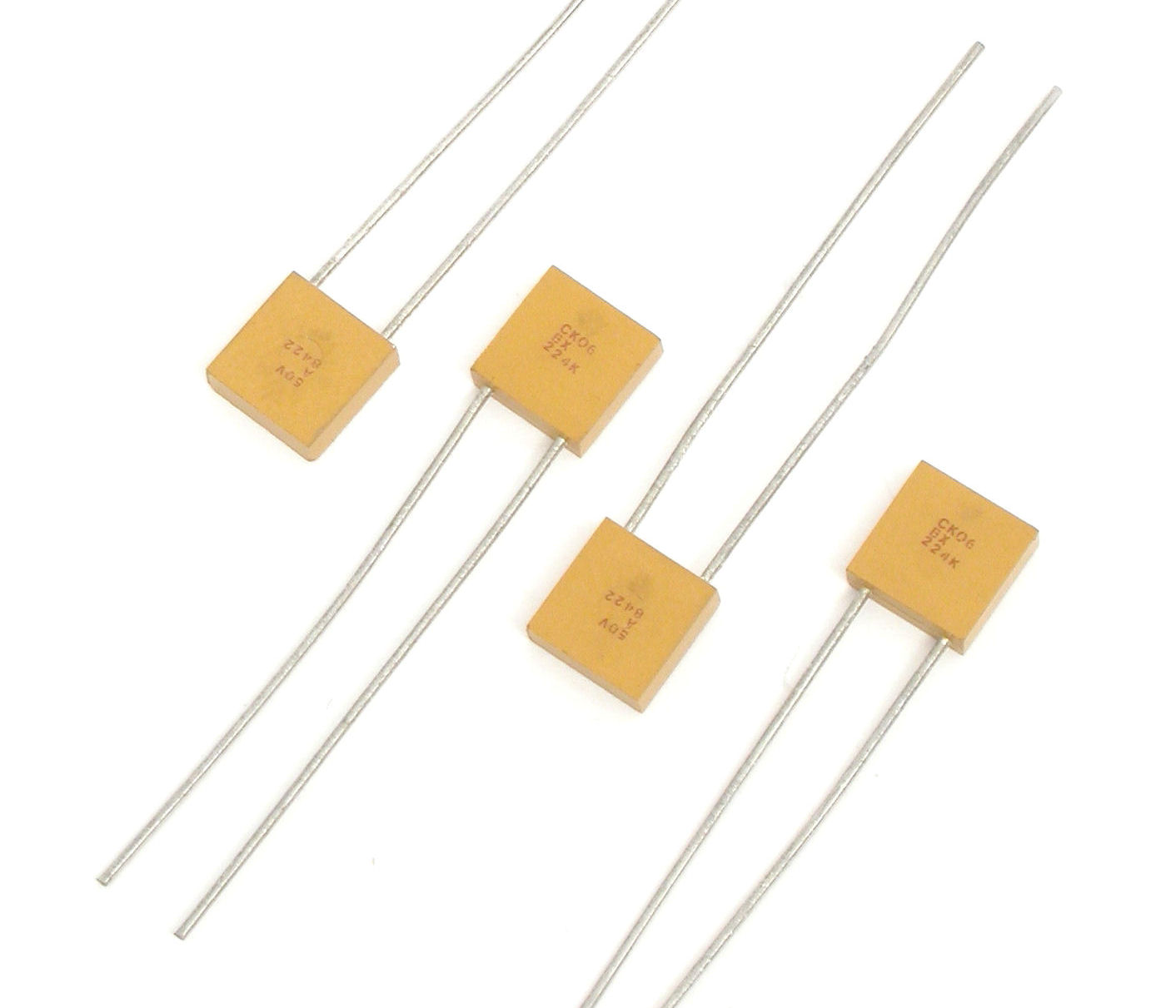 220nF-K-50V-X7R-BK-CK06-Aerovox_03.JPG  (107.2 Kb)