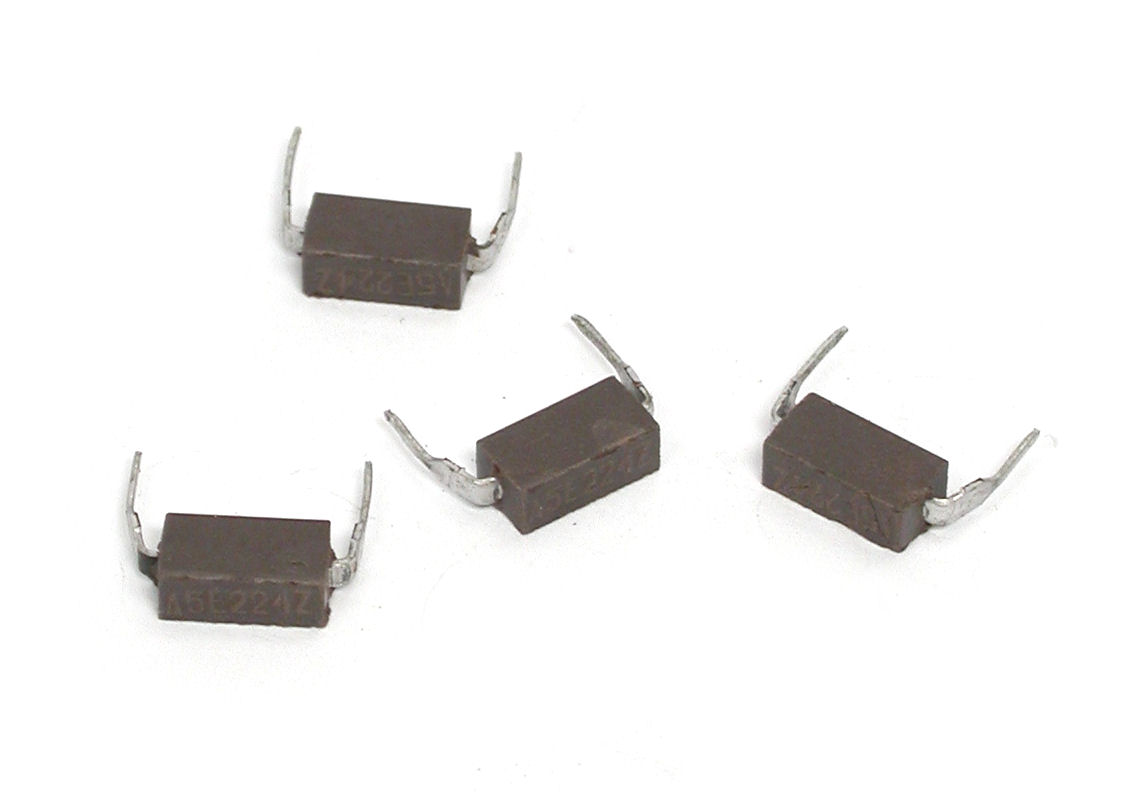 220nF-M-50V-Rad-3805-0015-Avx_00.JPG  (53.8 Kb)