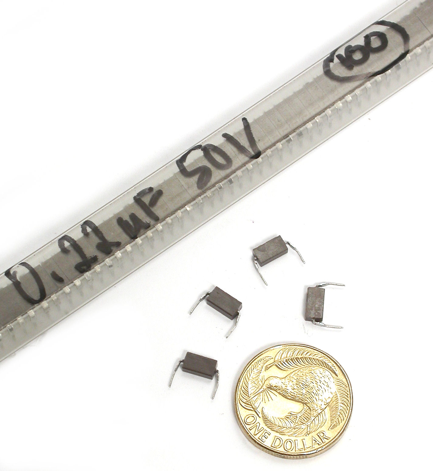 220nF-M-50V-Rad-3805-0015-Avx_02.JPG  (217.8 Kb)