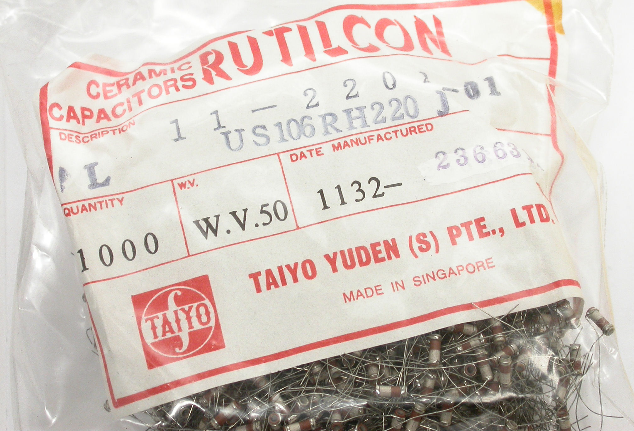 220pF-J-50V-Rutilcon_DSCN6334.JPG  (436.0 Kb)