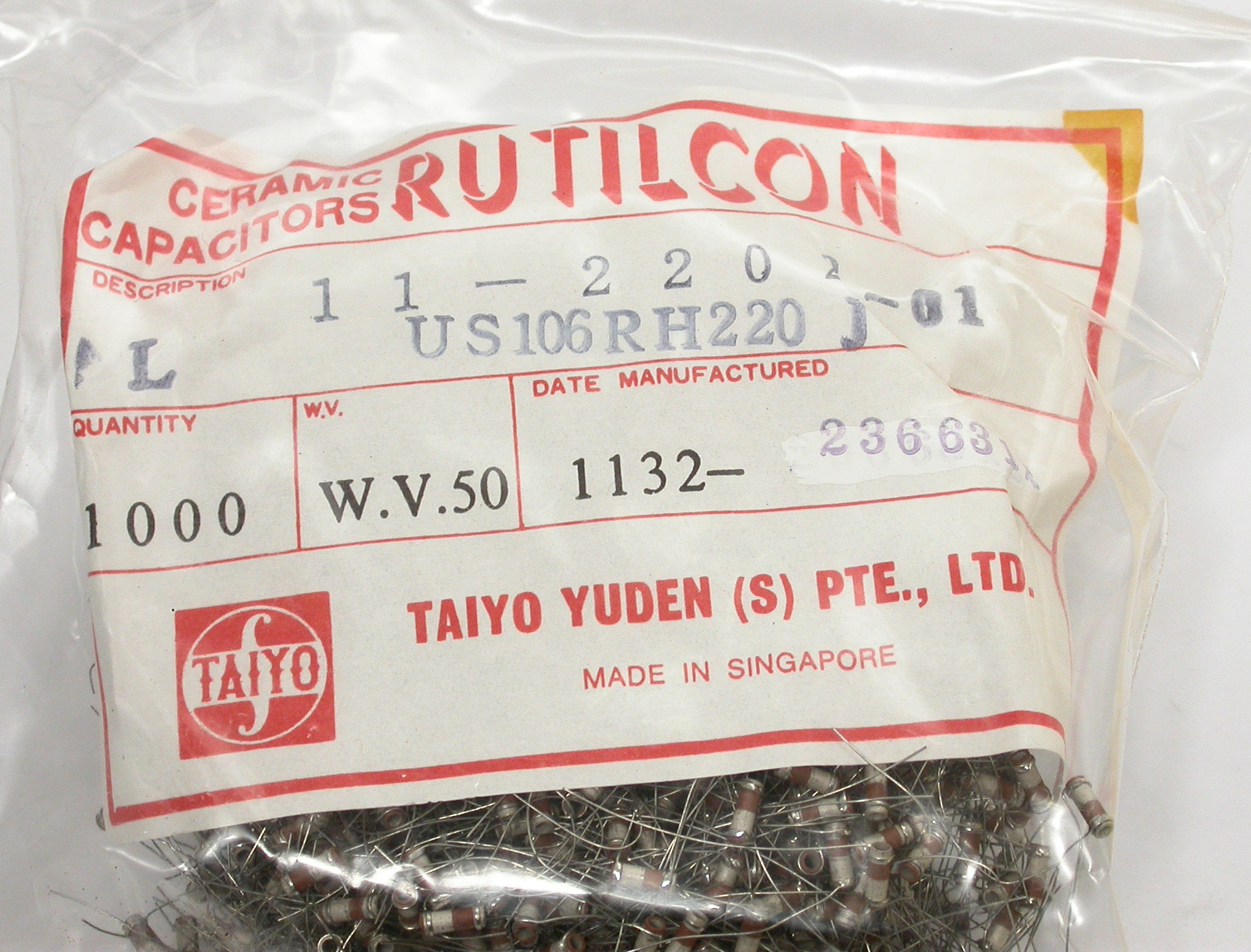220pF-J-50V-Rutilcon_DSCN6336.JPG  (502.4 Kb)