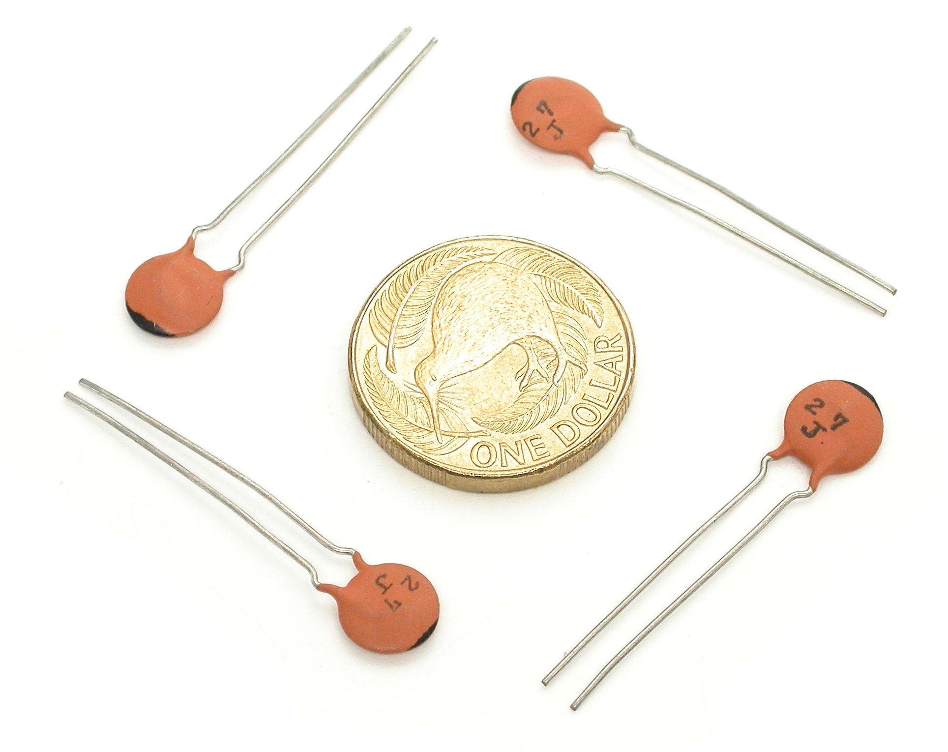 27pF-G-50V-N750-RAD-KCK_DSCN1179.JPG  (250.1 Kb)