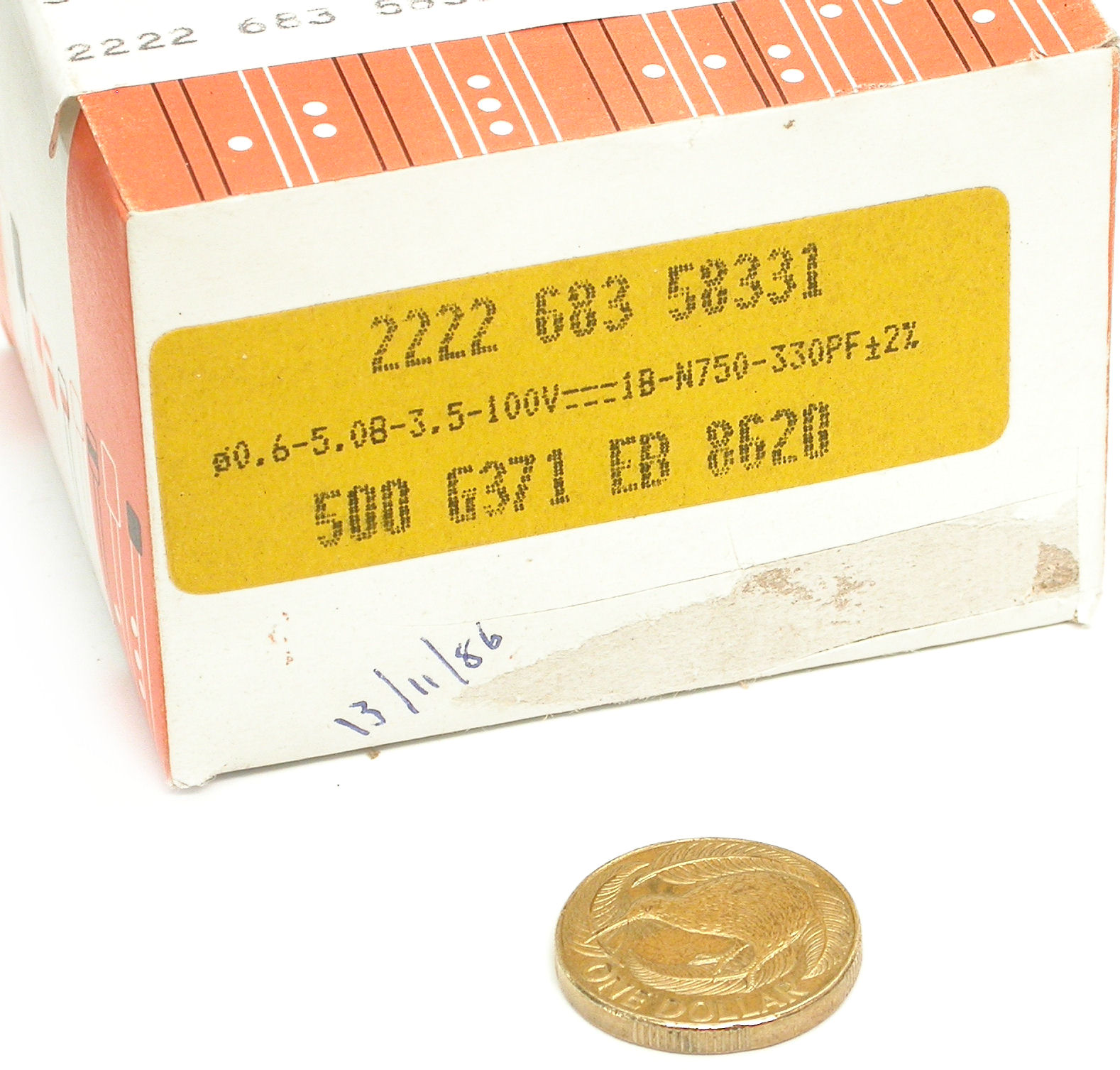 330pF_DSCN1234.JPG  (336.3 Kb)