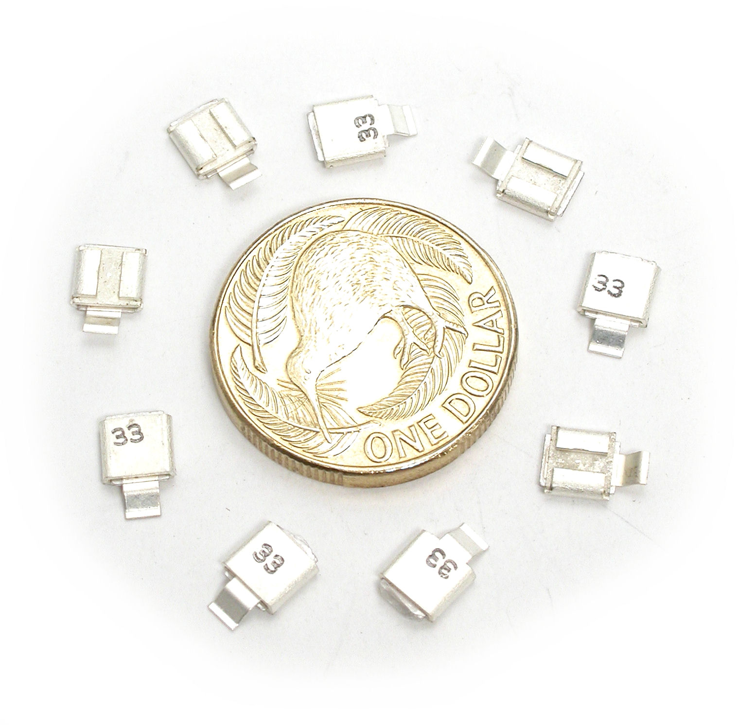 33pF-J-xxxV-SMD-FWM602_06.JPG  (267.5 Kb)