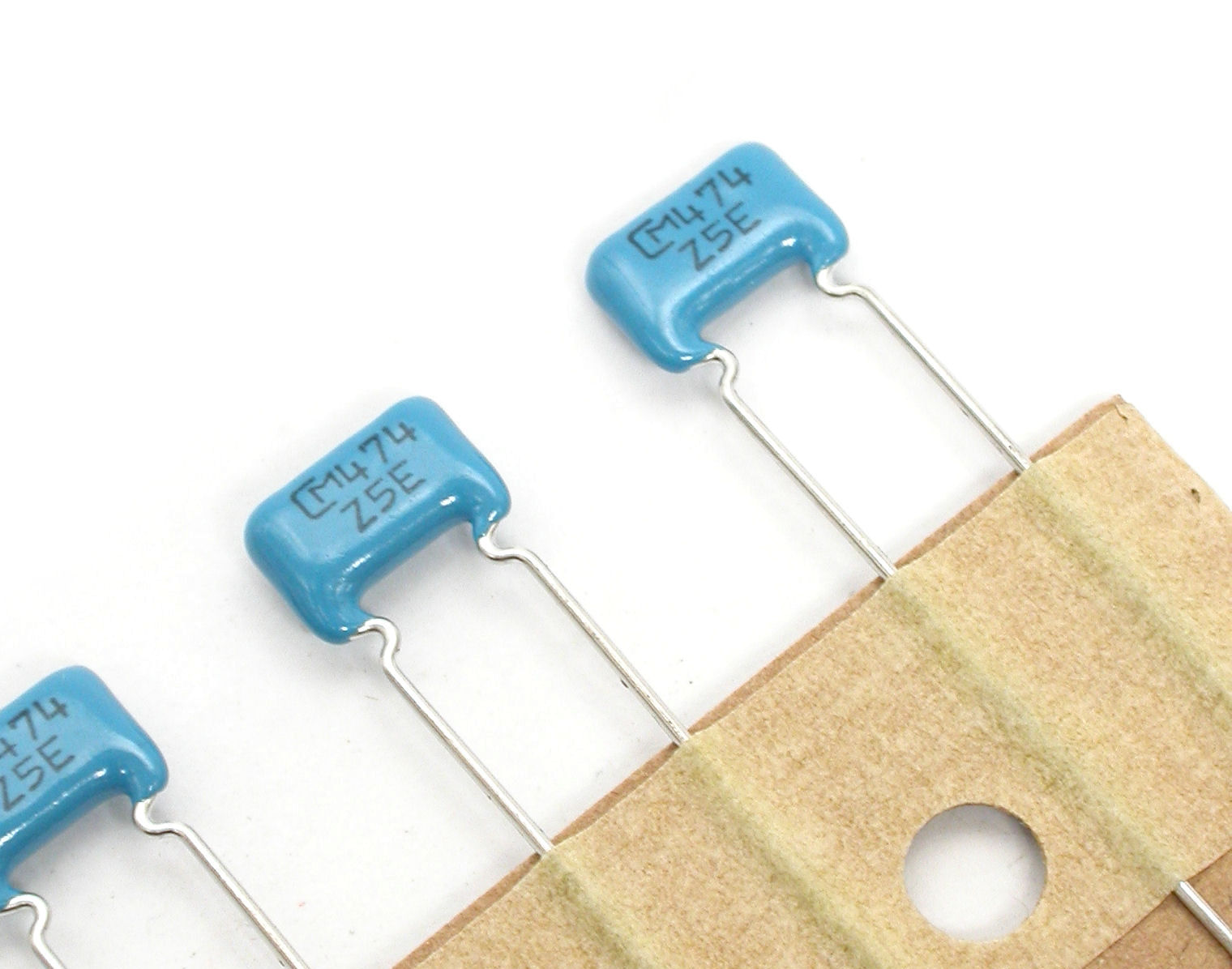 470nF-M-50V-RAD-Z5E-RPE123-901-Murata_07.JPG  (186.2 Kb)