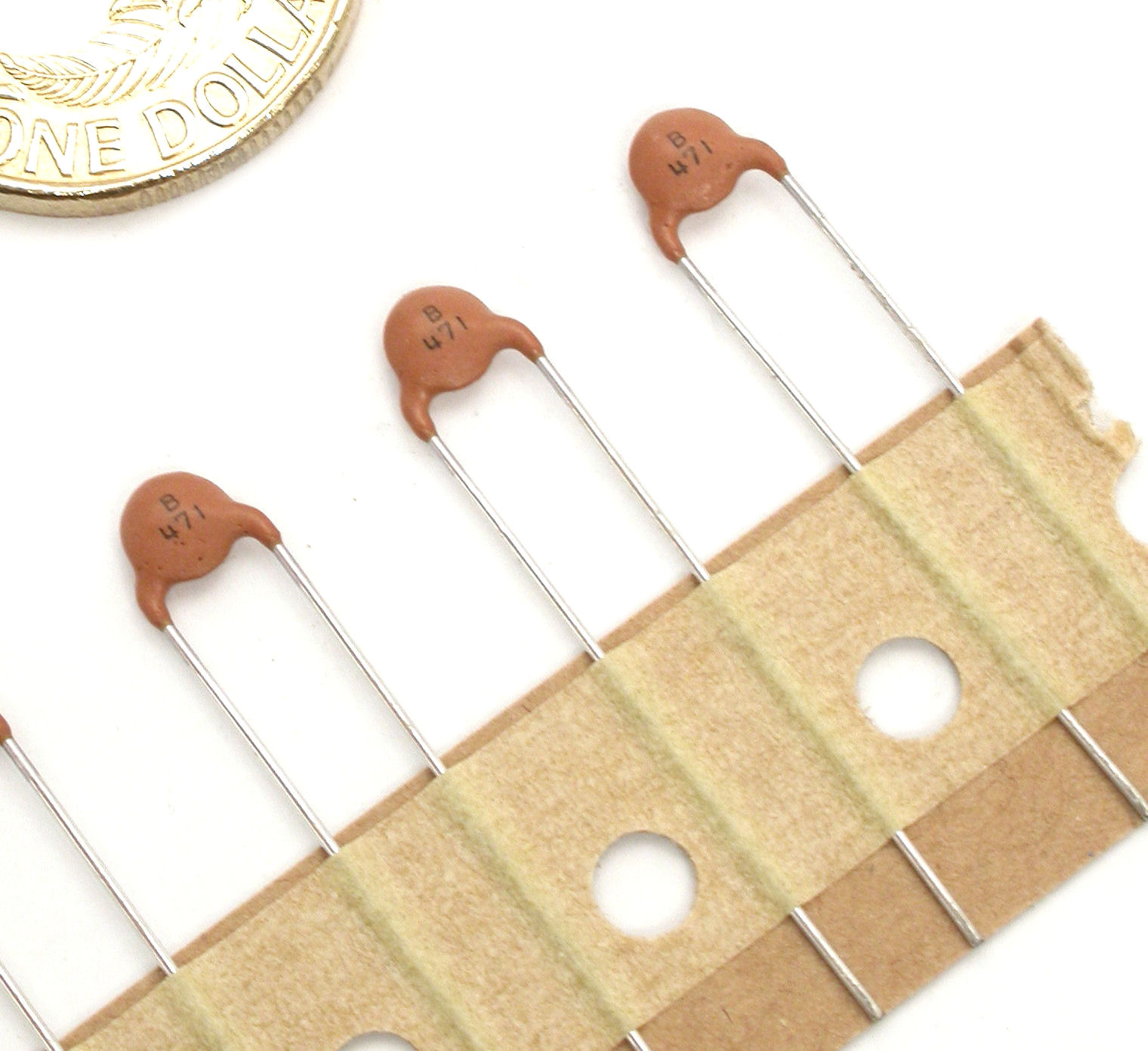 470pF-K-500V-RAD-B-DD05-Murata_05.JPG  (247.3 Kb)