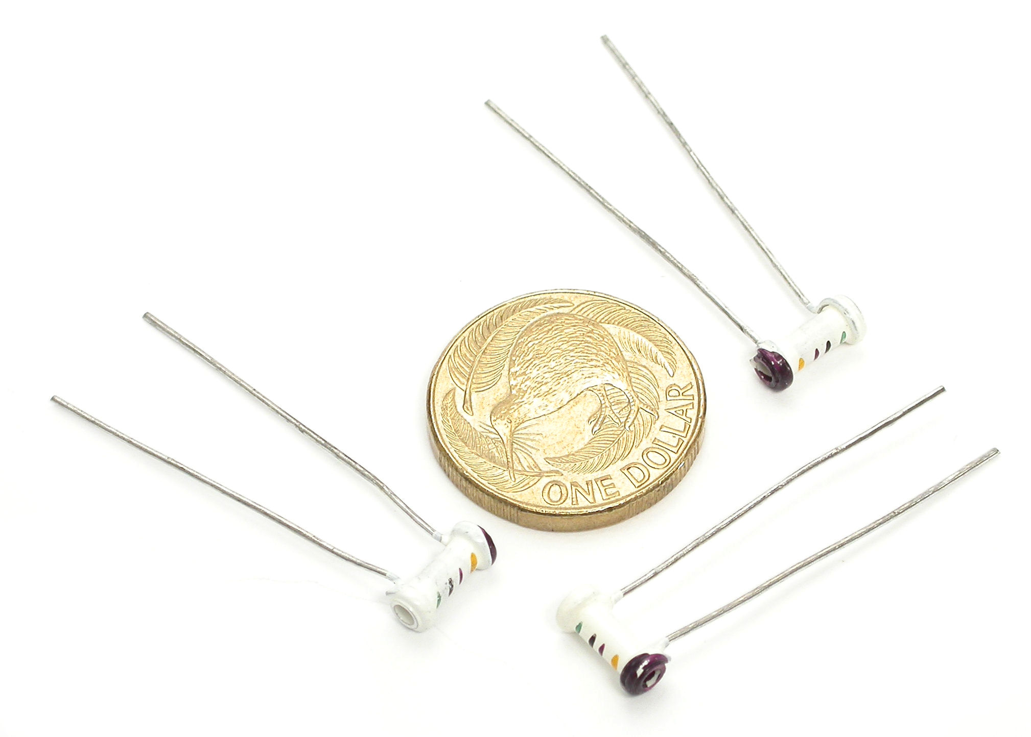 47pF-J-500V-RAD-N750-301000-U2J0-TUS00.JPG  (212.7 Kb)