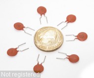 100pF-J-50V-NPO_DSCN3215.JPG  (251.4 Kb)