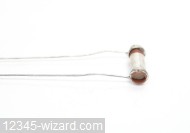 680pF-J-50V-Rutilcon_05.JPG  (89.9 Kb)