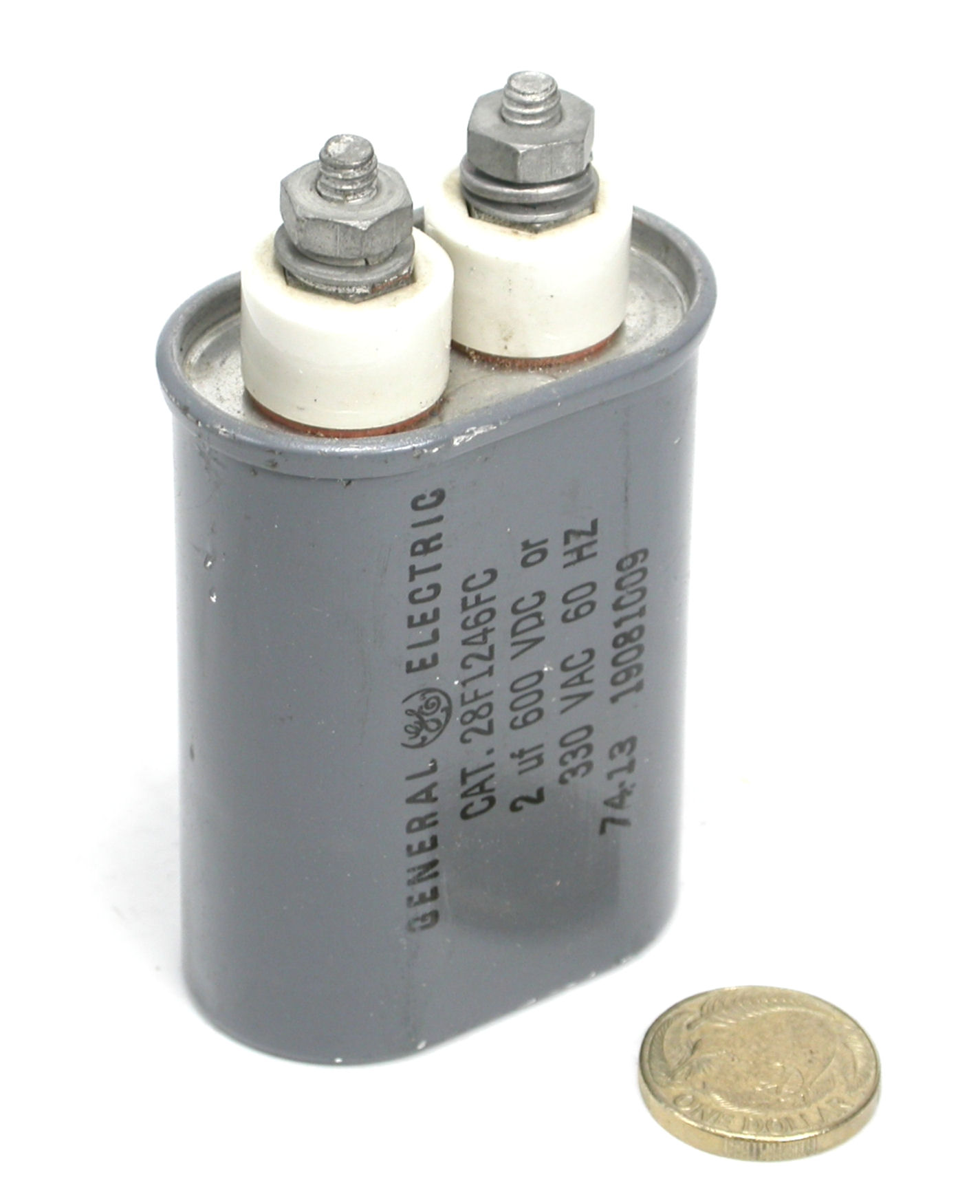 2uF-600V-CAN-28F1246FC-GE_00.JPG  (166.8 Kb)