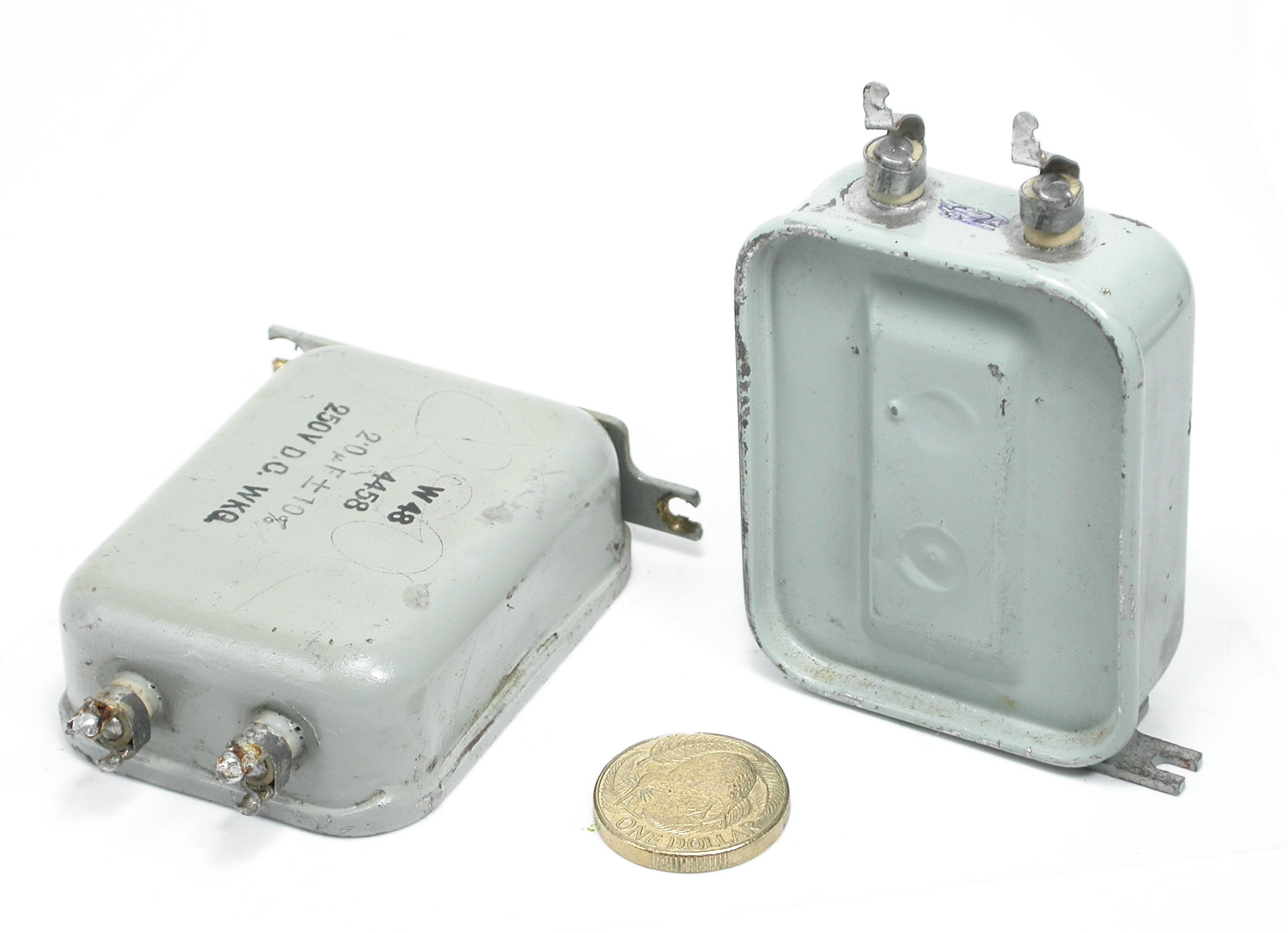 2uF-K-250V-CAN-4458_00.JPG  (286.7 Kb)