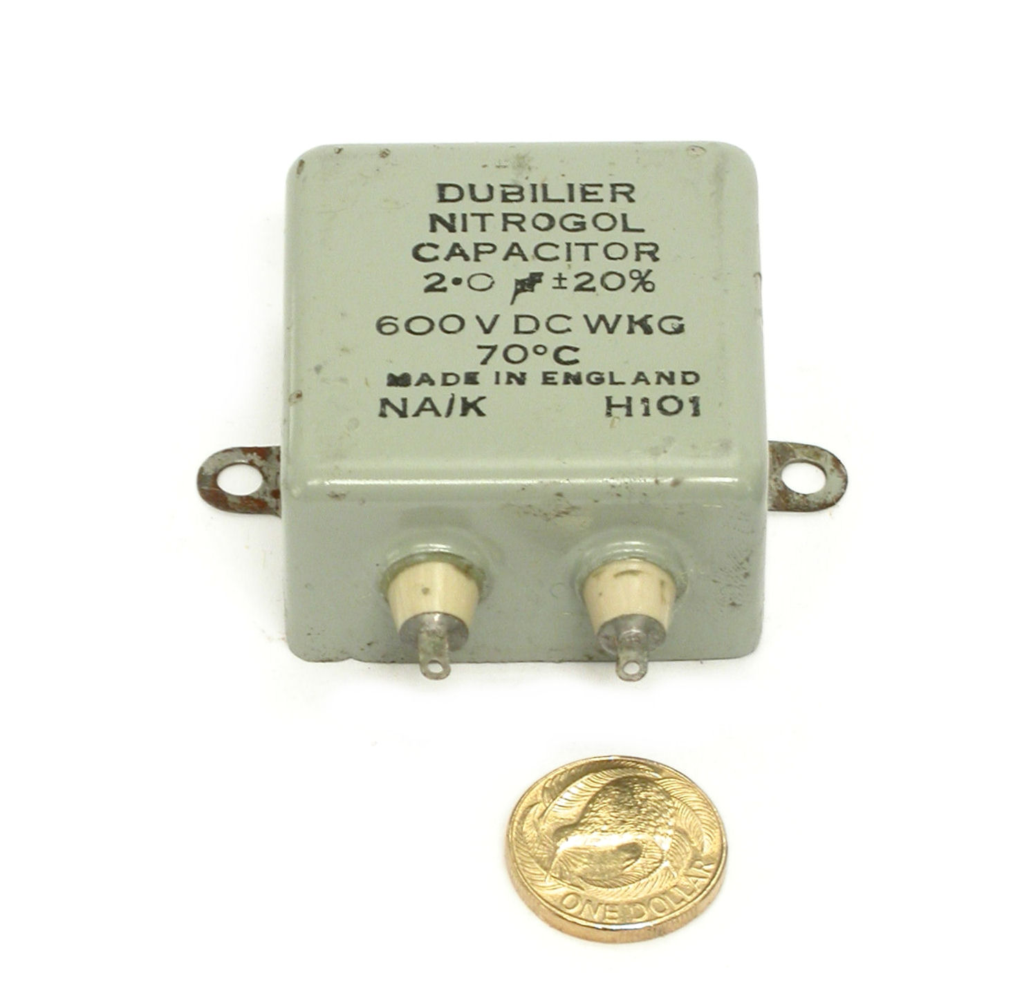 2uF-M-600V-Can-F9375-Dubilier_01.JPG  (151.2 Kb)