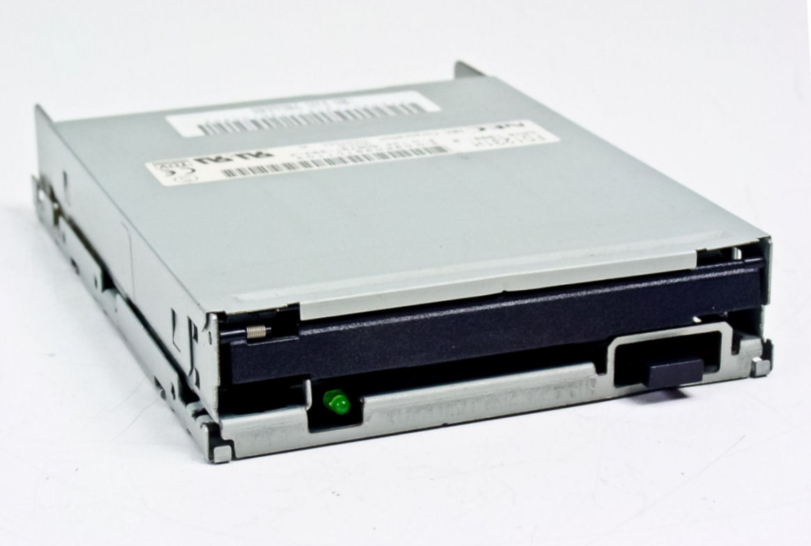FD1231H-NEC-75H9550-IBM_00.jpg  (68.9 Kb)