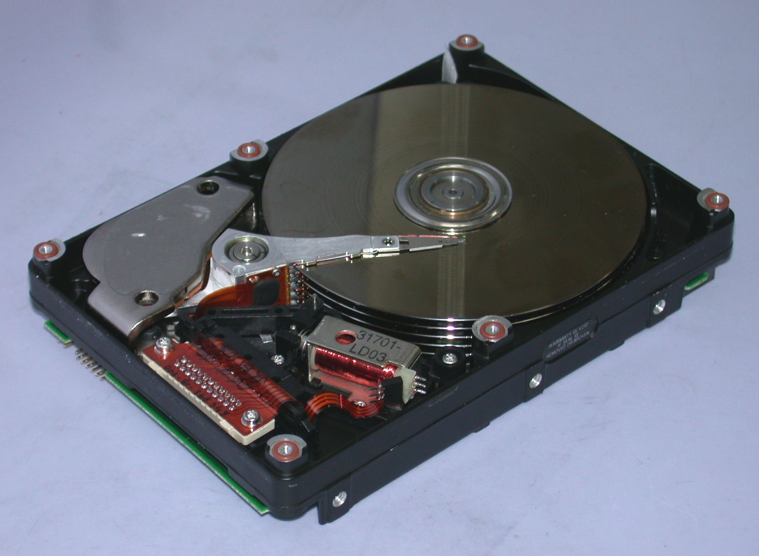 HDD-Nude-2.jpg  (165.2 Kb)