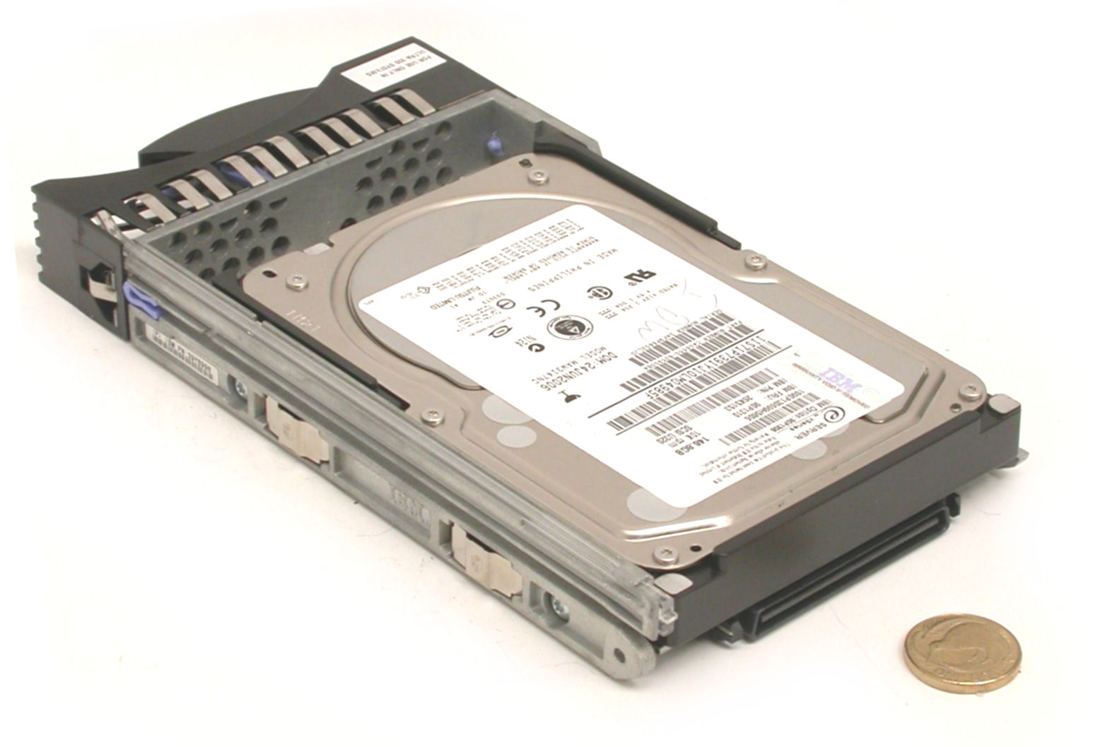 146GB-10k-U320-IBM-DSCN5049.JPG  (158.4 Kb)