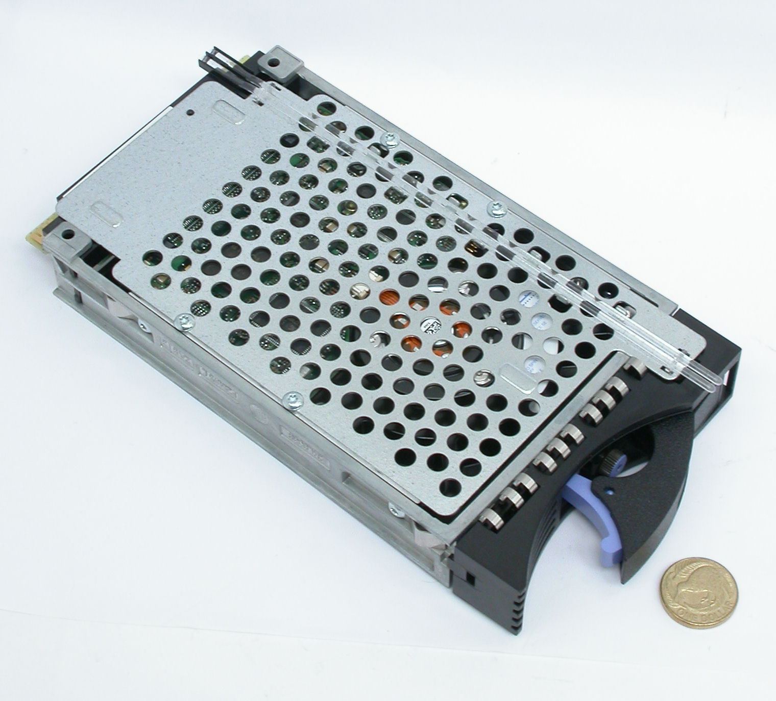 146GB-FRU-80P6426-IBM-DSCN6203.JPG  (252.1 Kb)