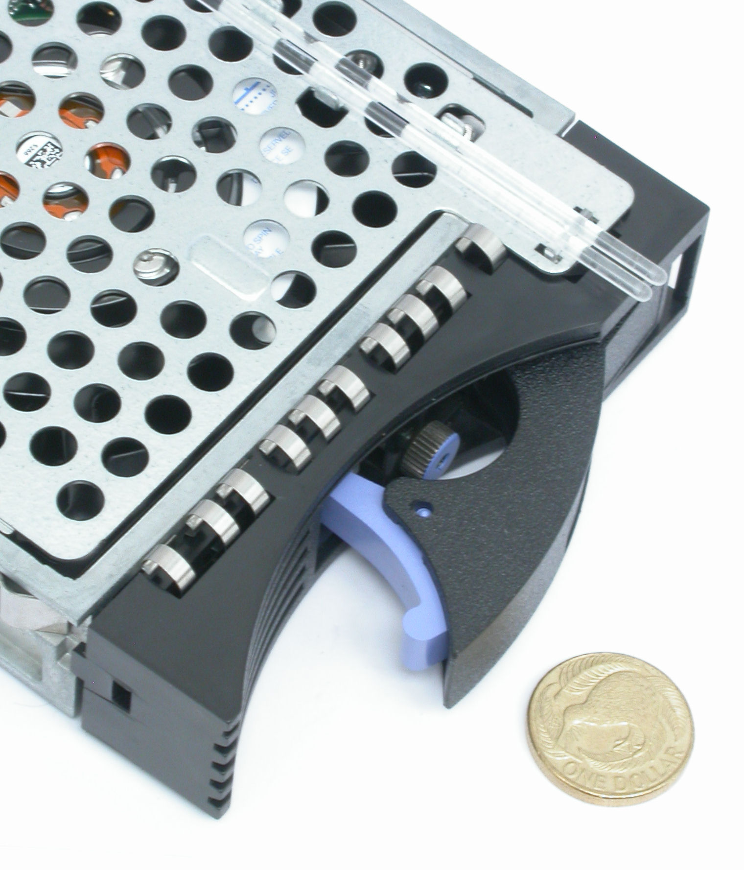 146GB-FRU-80P6426-IBM-DSCN6204.JPG  (306.1 Kb)