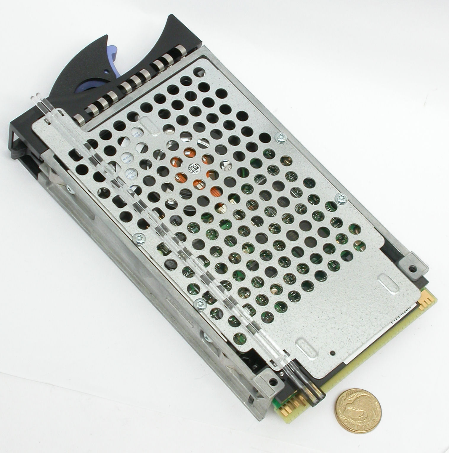 146GB-FRU-80P6426-IBM-DSCN6210.JPG  (307.7 Kb)