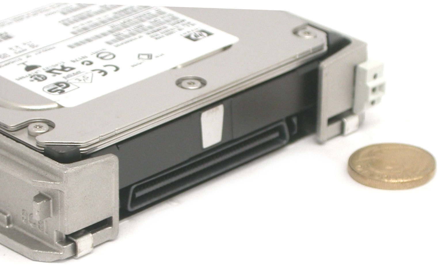 36GB-ULTRA320-15k-DSCN6574.JPG  (129.8 Kb)