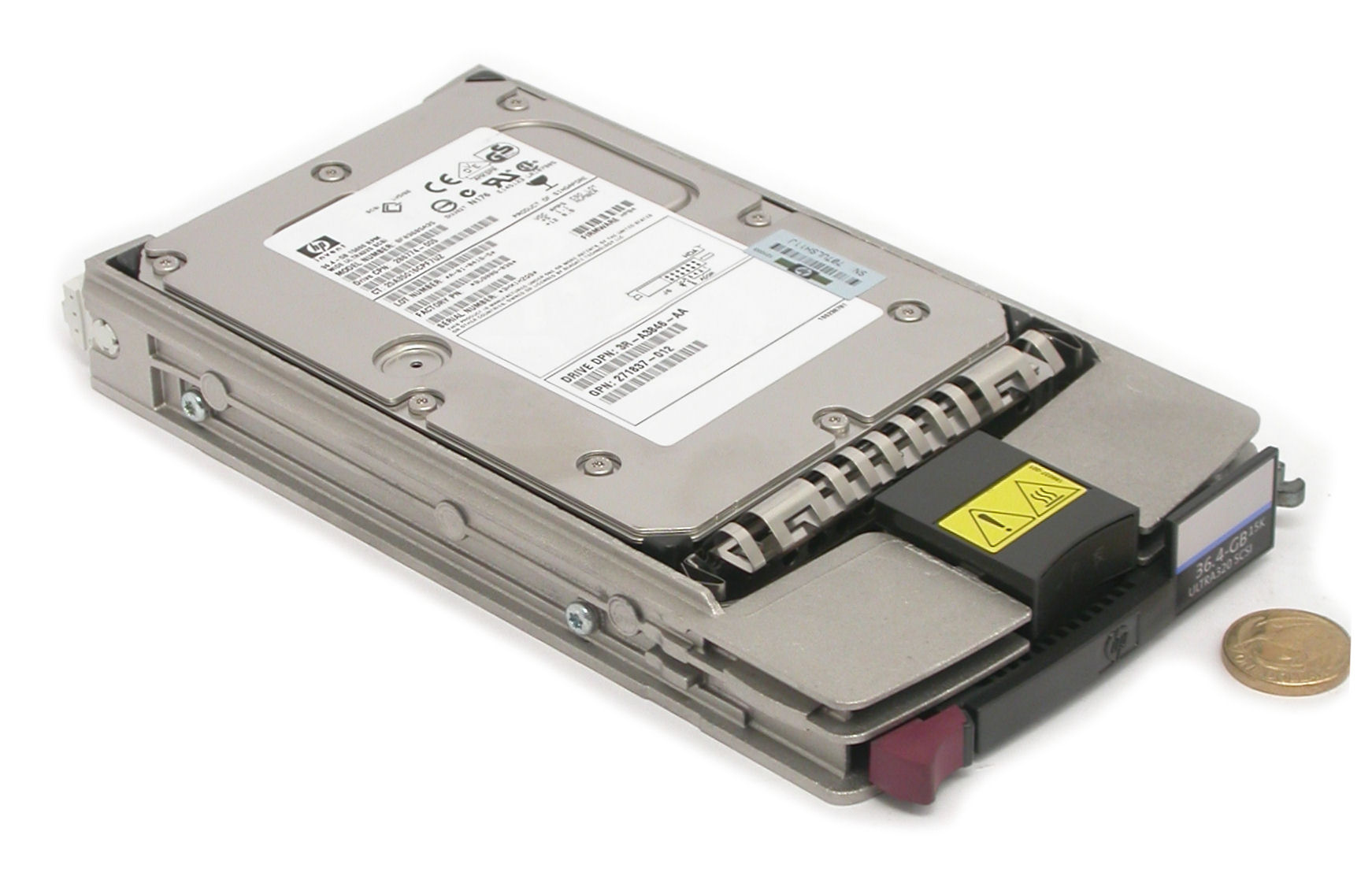 36GB-ULTRA320-15k-DSCN6577.JPG  (175.6 Kb)