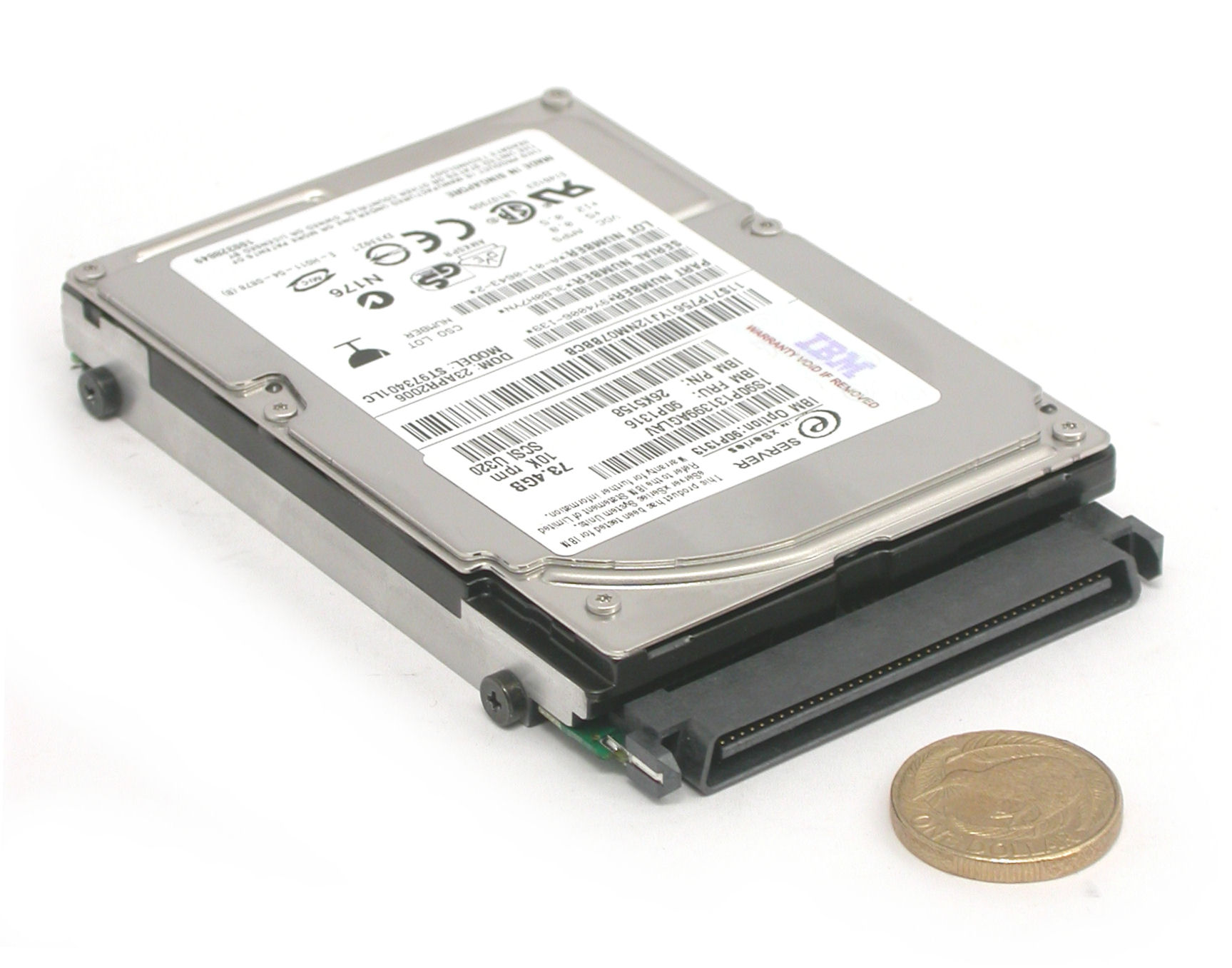 73GB-10K-U320-90P1316-IBM-DSCN6806.JPG  (211.7 Kb)
